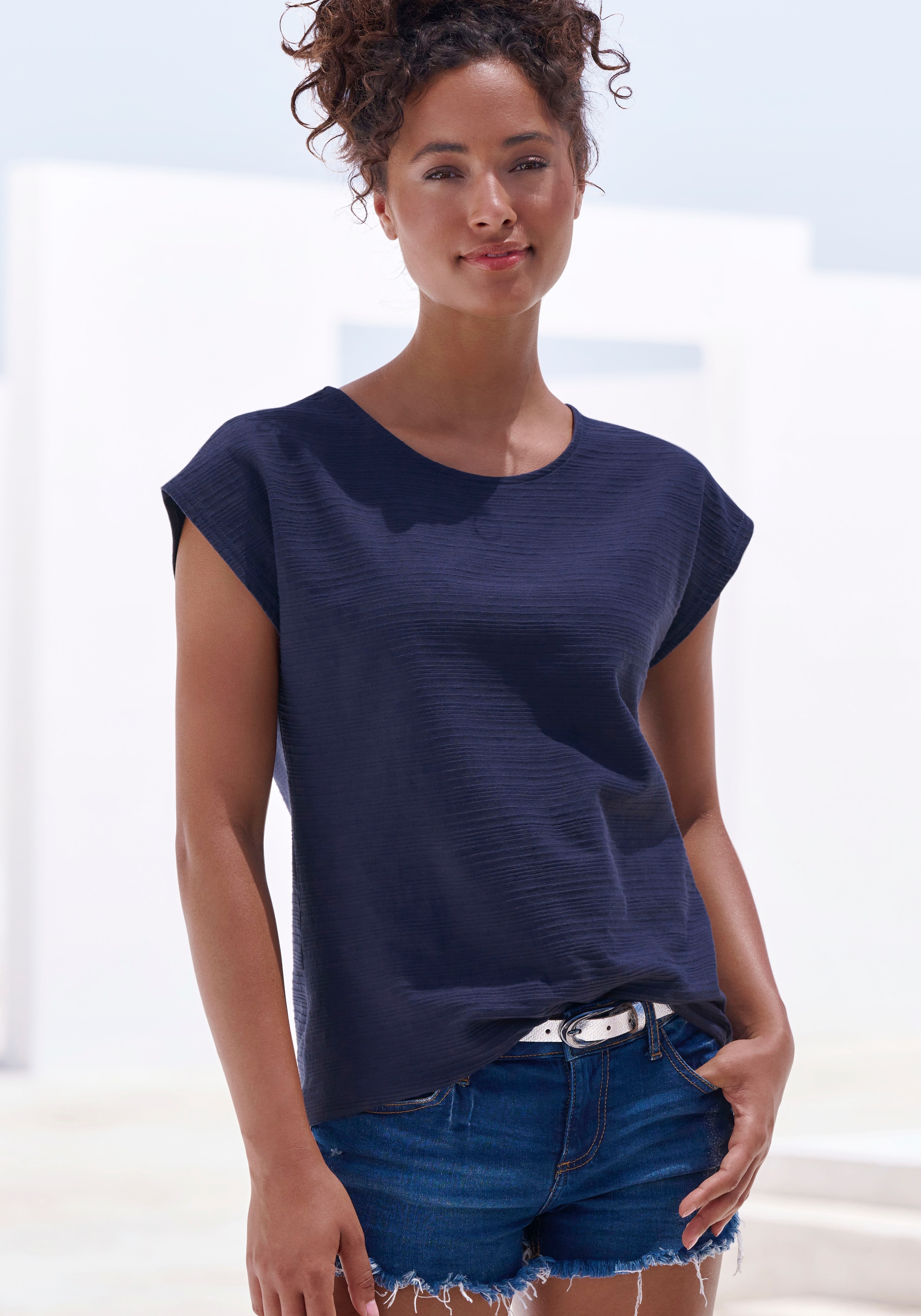 Vivance T-Shirt "mit modischer Streifenstruktur", aus weicher Baumwoll-Qual günstig online kaufen