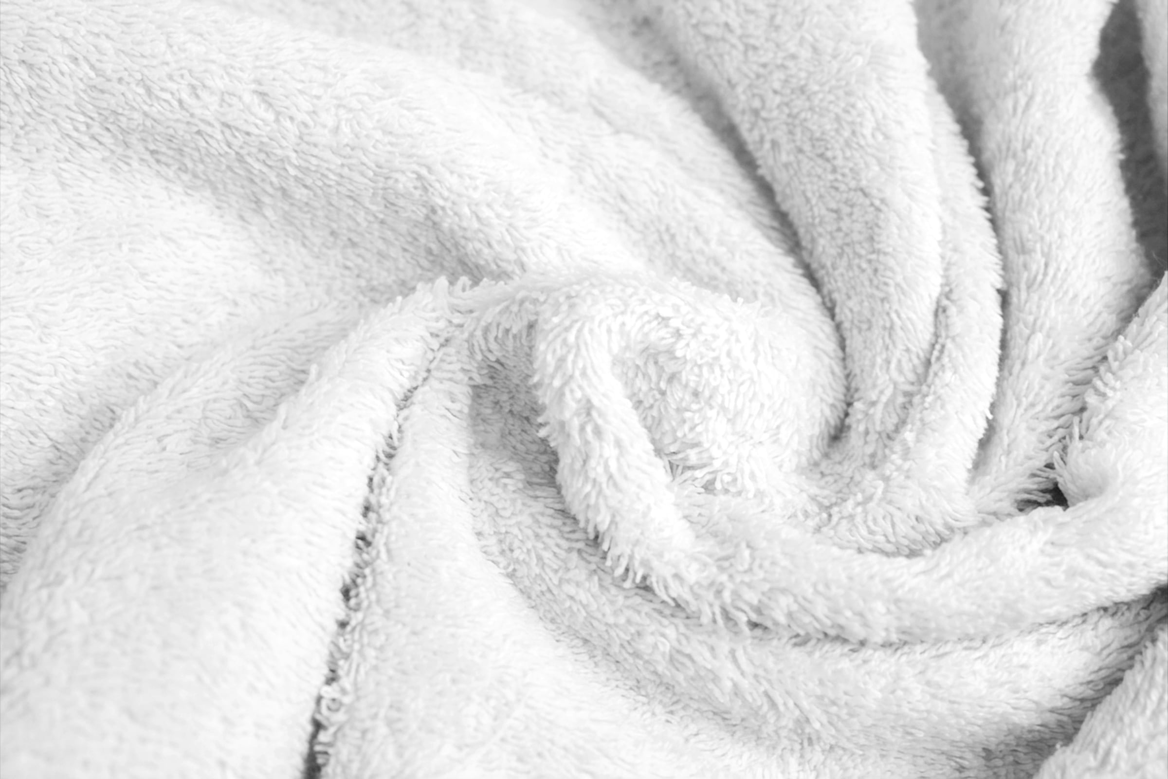 OTTO home Badetücher »Finnja, 2 Premium Duschtücher, 550 gr/m², 70x140cm« 100% Baumwolle, unifarben, schwer & flauschig, 5 Jahre Garantie