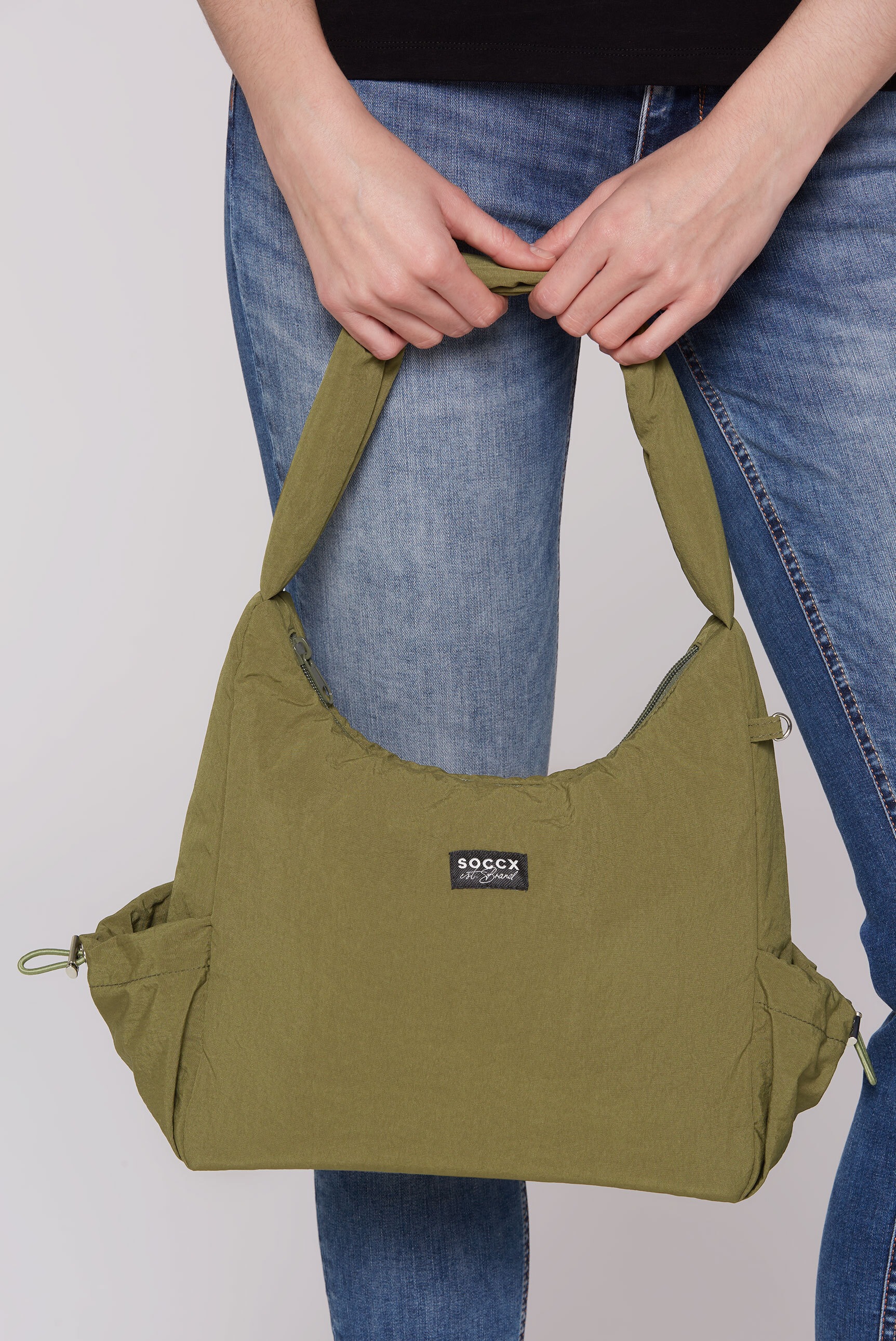 SOCCX Schultertasche, mit Seitenfächern
