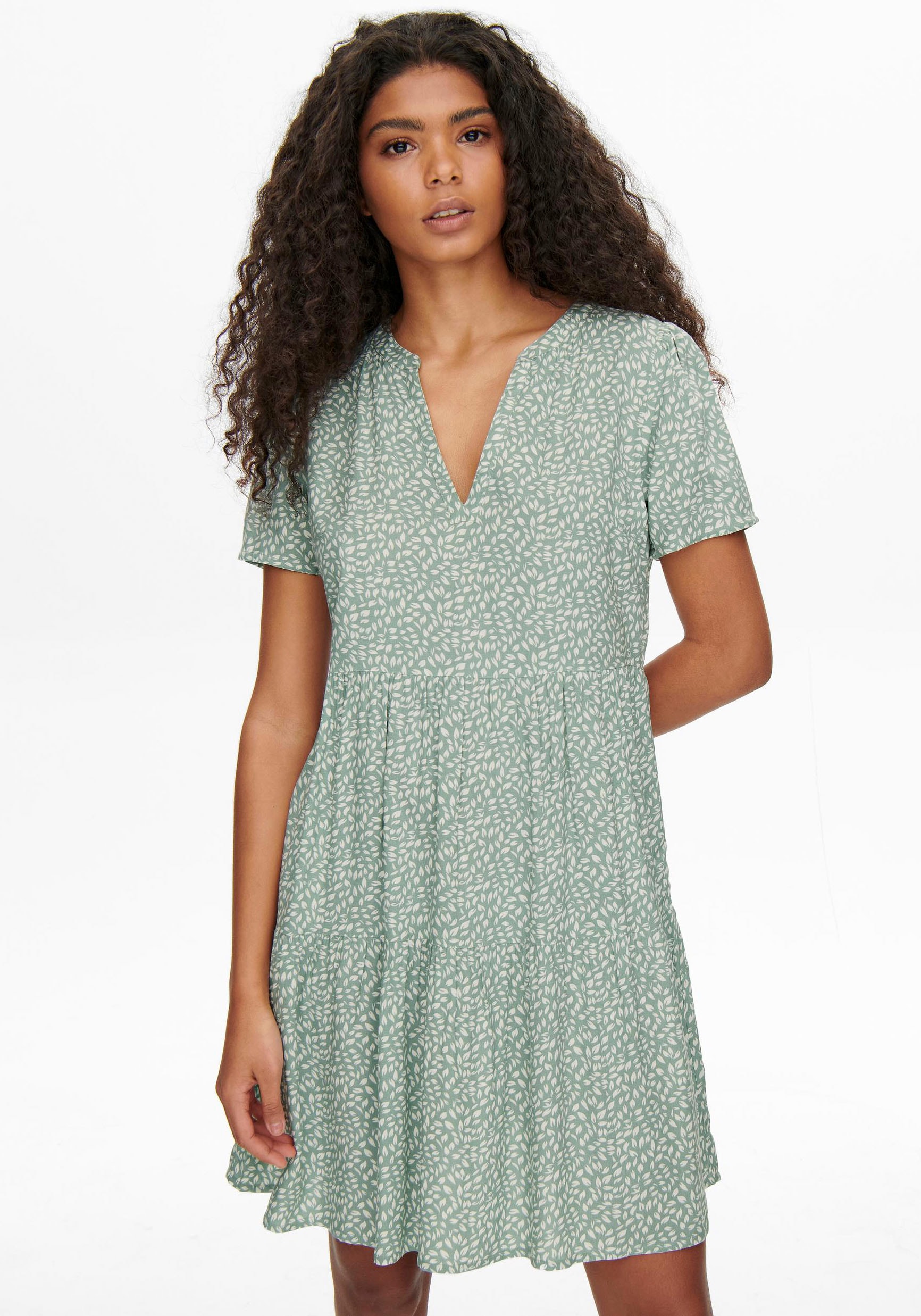 ONLY Sommerkleid "ONLZALLY – Sommerkleid mit V-Ausschnitt und Stufenvolant" günstig online kaufen