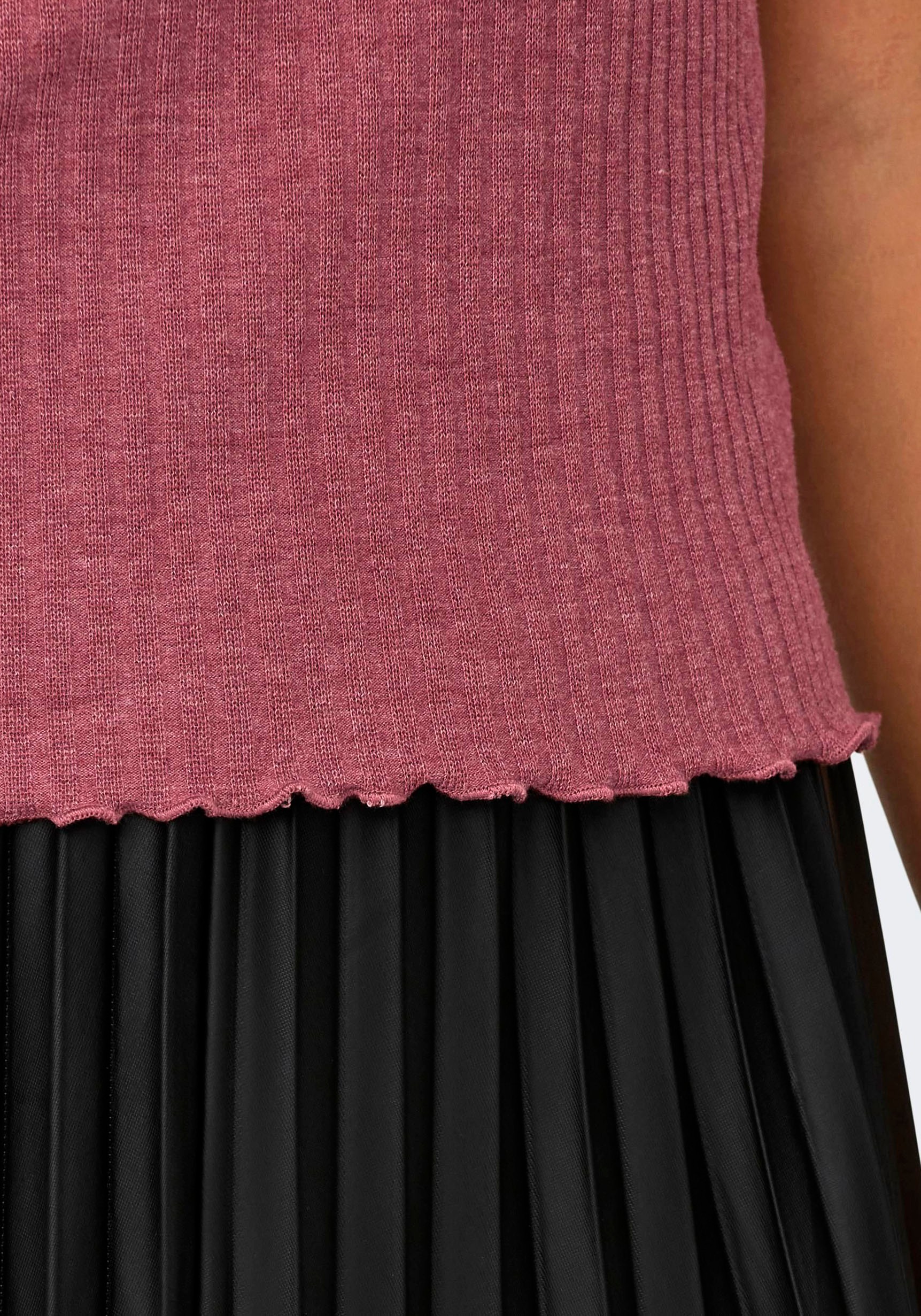 Thumbnail - ONLY Rundhalsshirt "ONLEMMA S/S SHORT TOP NOOS JRS" Rundhals, modisch, regular fit, gewellter Abschluss, unifarben