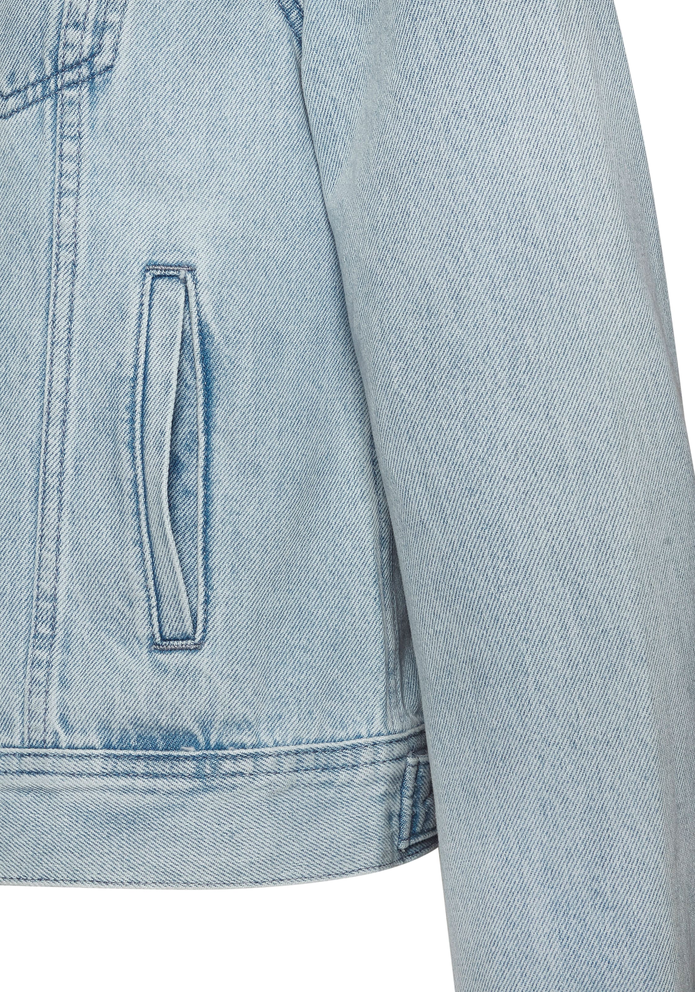 LASCANA Jeansjacke mit zwei Pattentaschen, Denimjacke aus Baumwolle, Sommerjacke