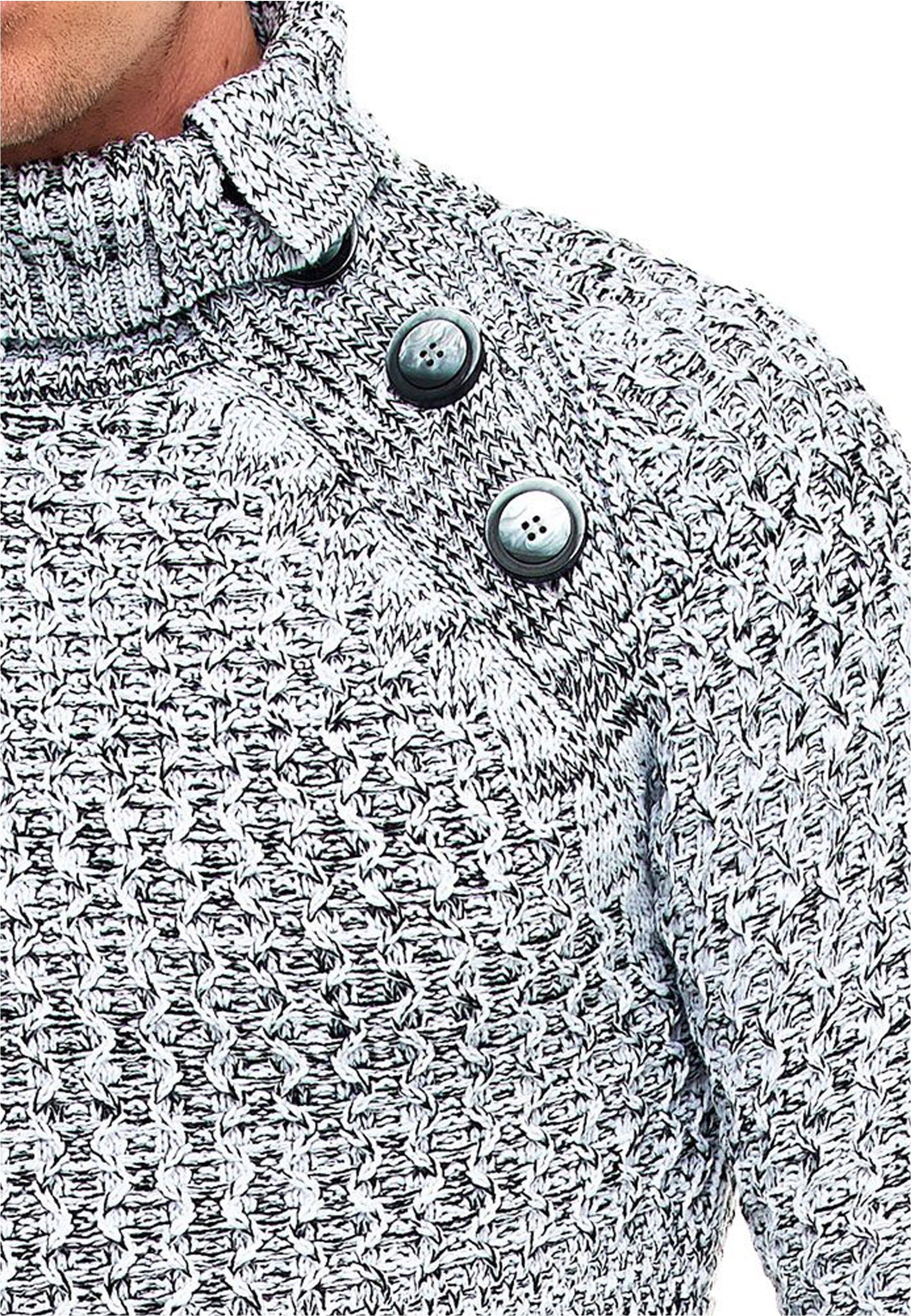 Rusty Neal Strickpullover, mit modischen Zierknöpfen