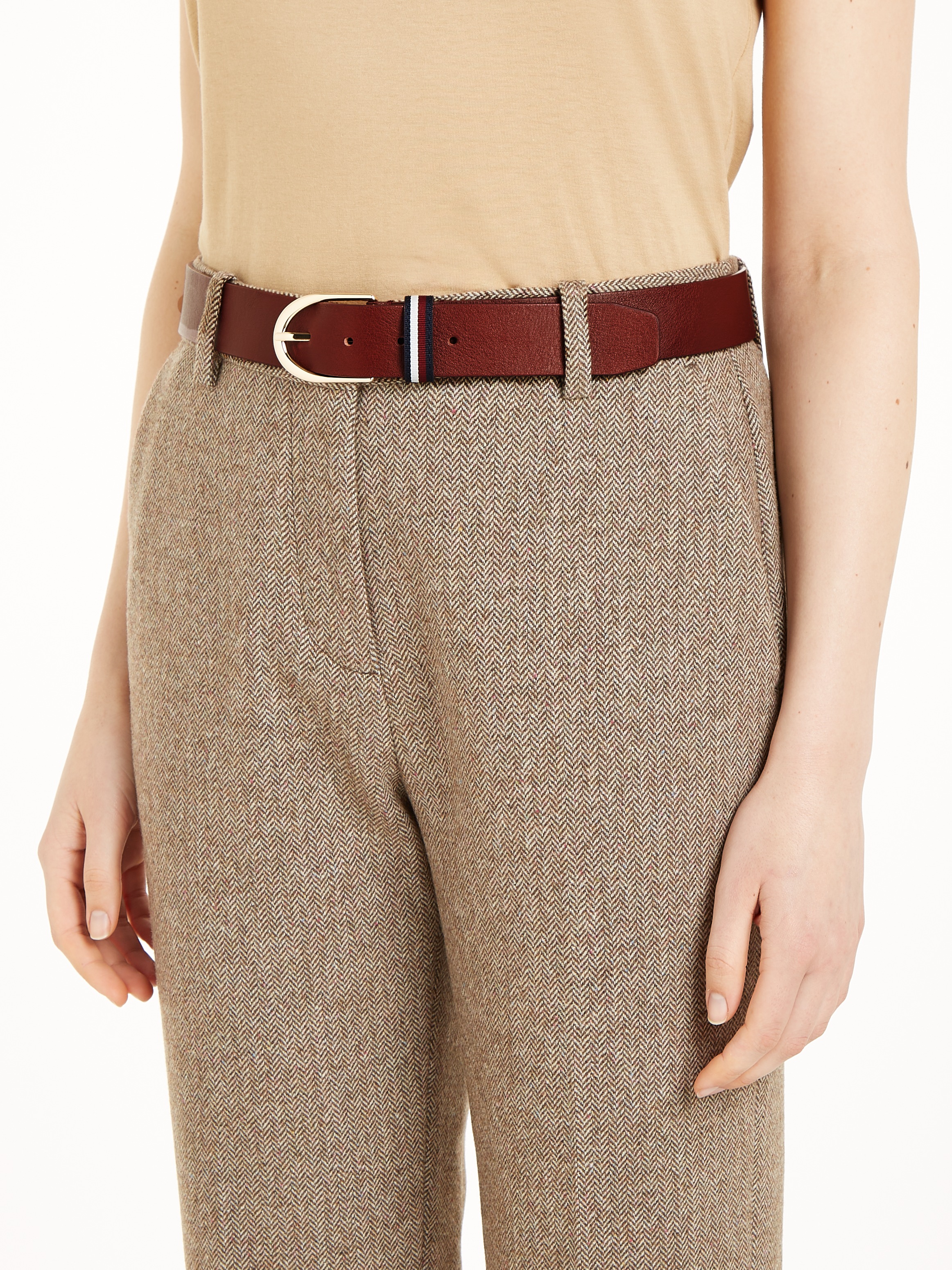 Tommy Hilfiger Ledergürtel »TH CORP CASUAL 3.5 cm breit« mit Logoprägung