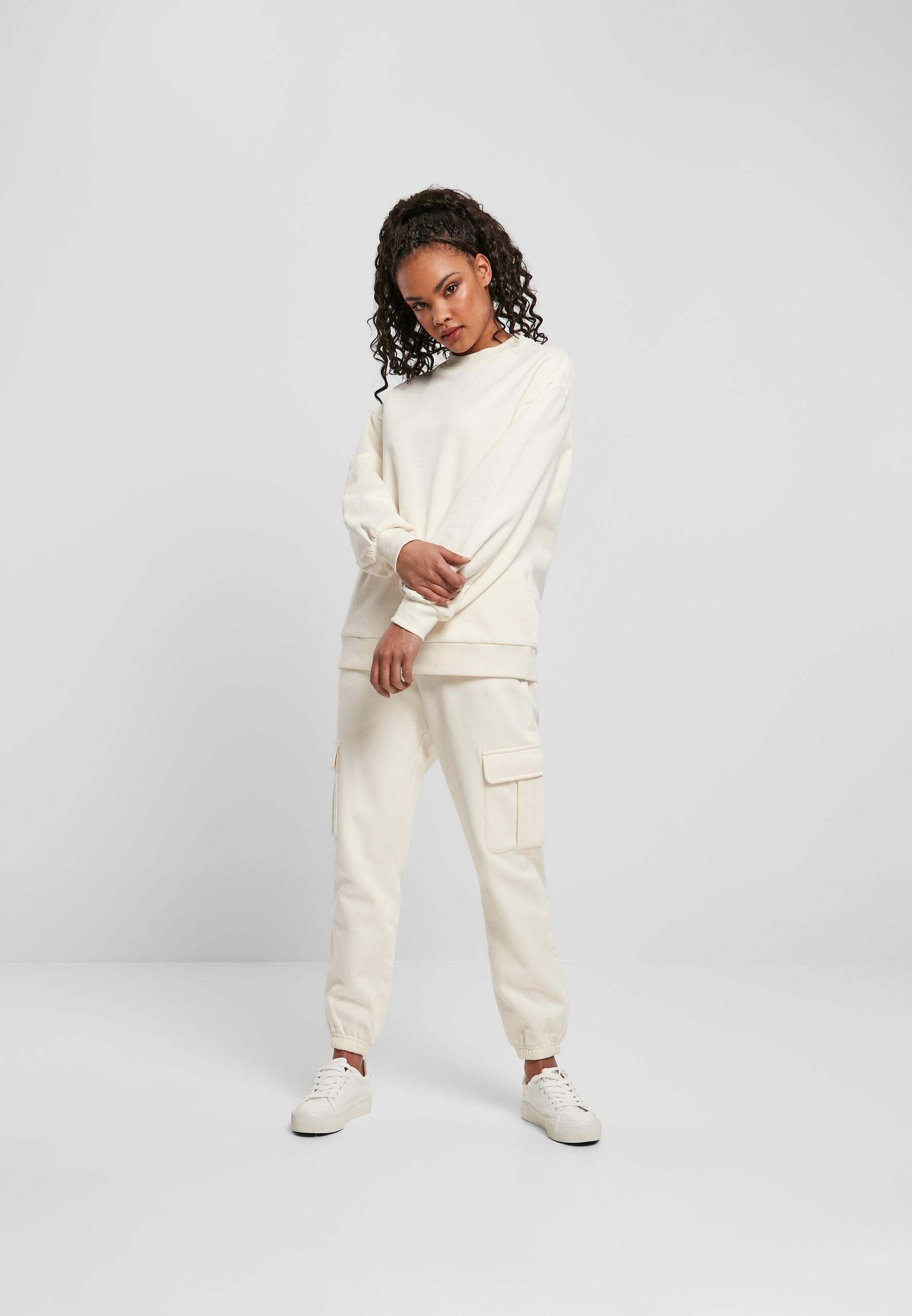URBAN CLASSICS Sweatshirt »Urban Classics Damen Ladies Organic Oversized Crew«, (1 tlg.)
