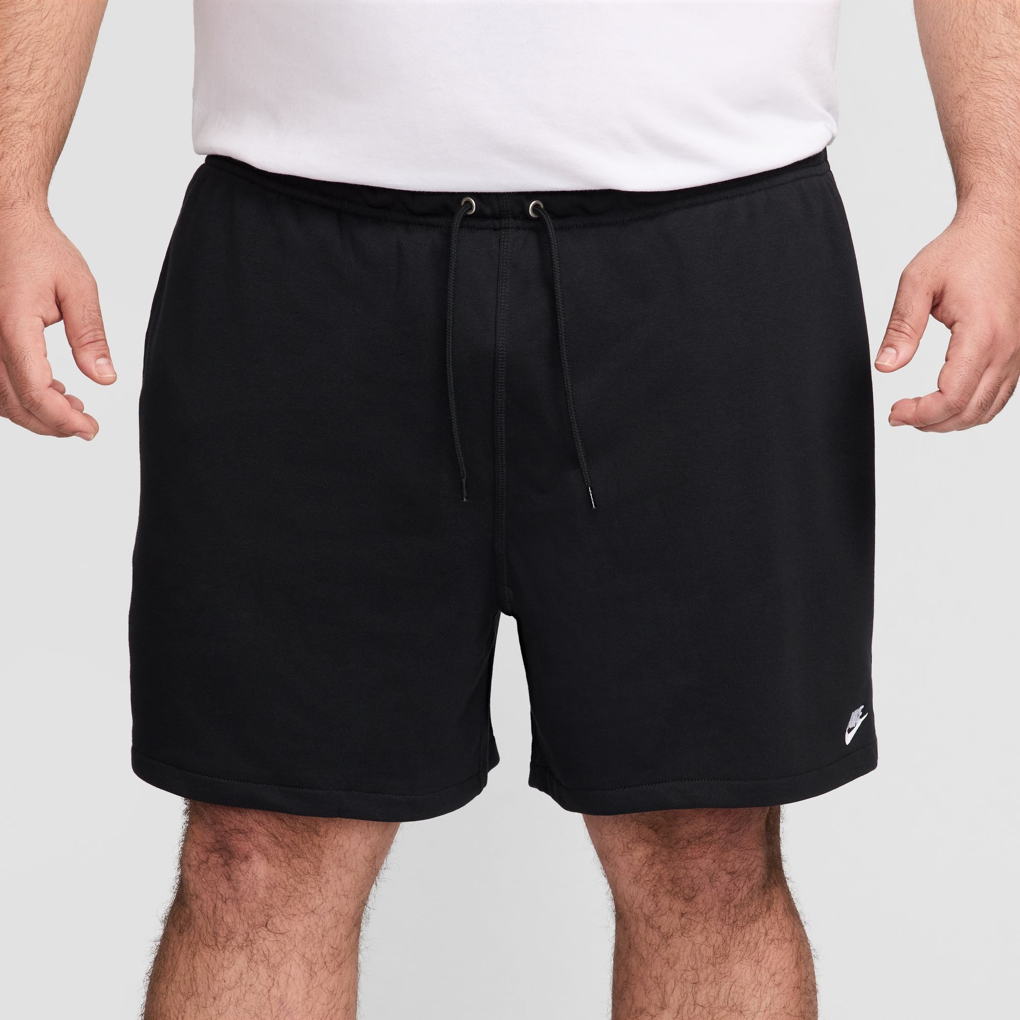 Nike Sportswear Shorts »Nike Club Men's French Terry Flow Shorts«  sportliche Passform, für vielseitige Aktivitäten, mit Logostickerei