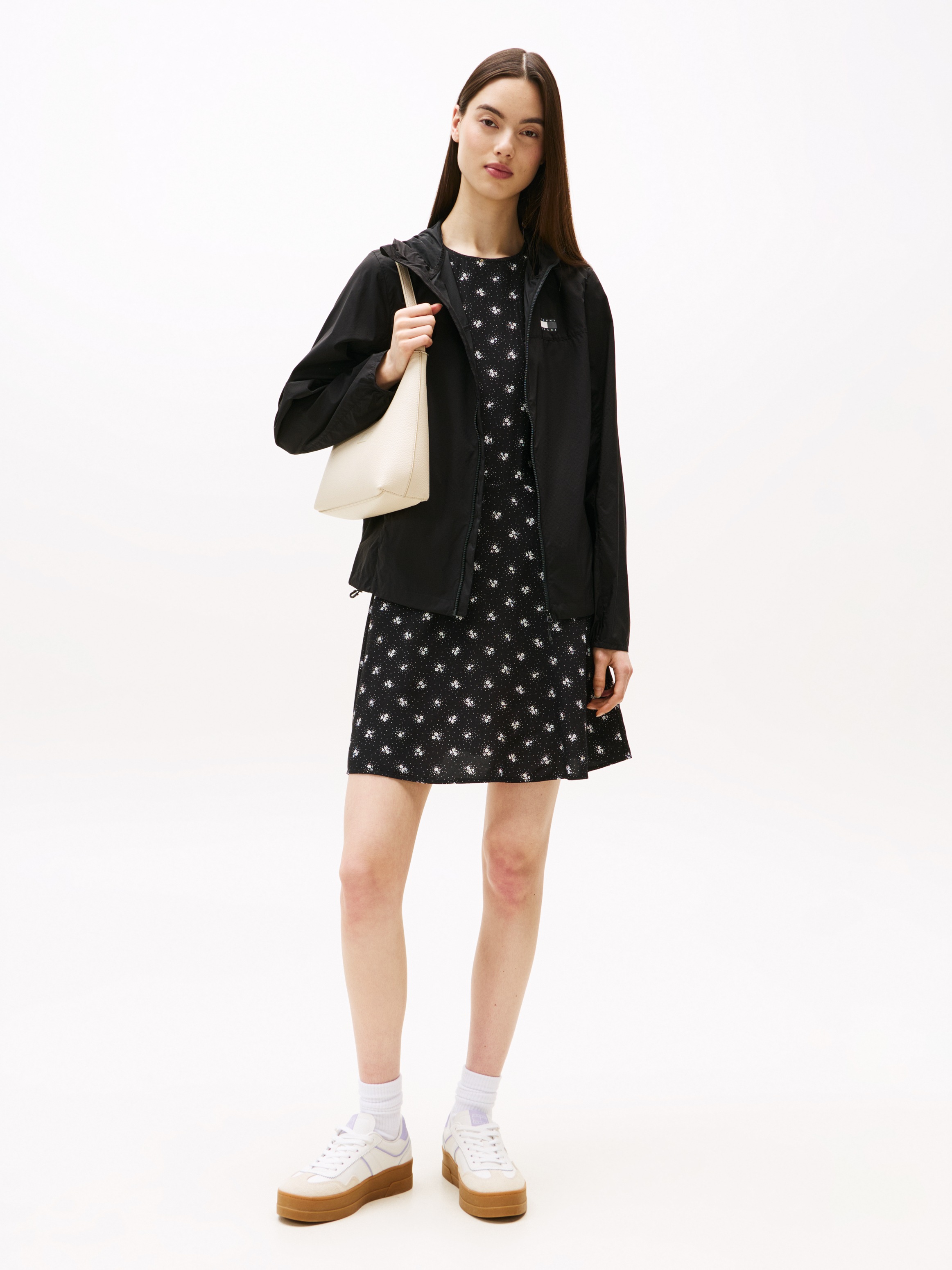 Tommy Jeans Windbreaker "TJW OUTDOOR SHELL JACKET" mit Kapuze günstig online kaufen