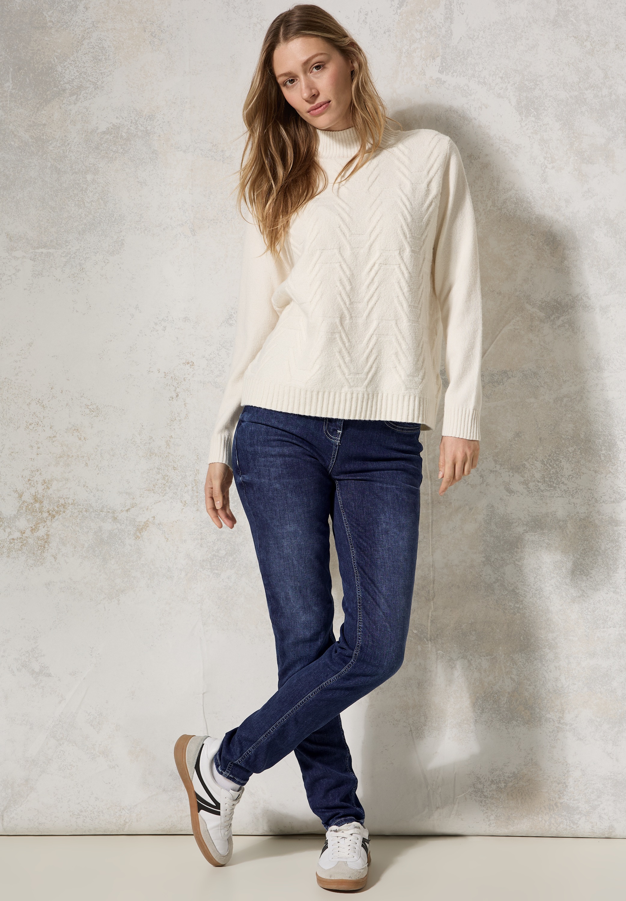 Cecil Slim-fit-Jeans, in dunkelblauer Waschung