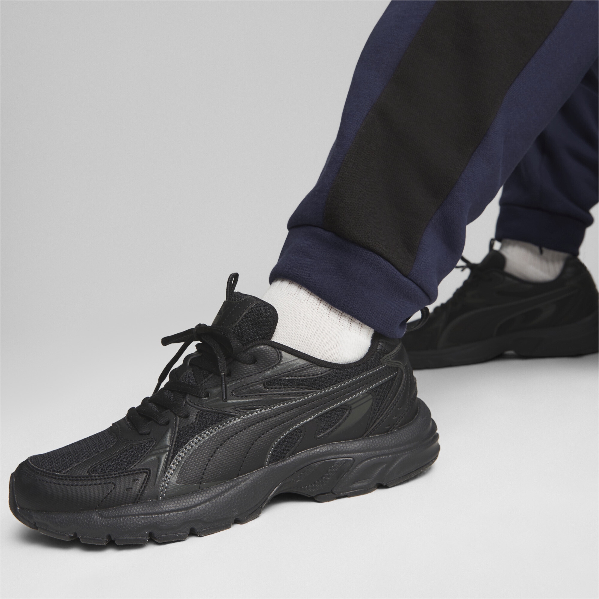 PUMA Sneaker »Milenio Tech Sneakers Erwachsene«