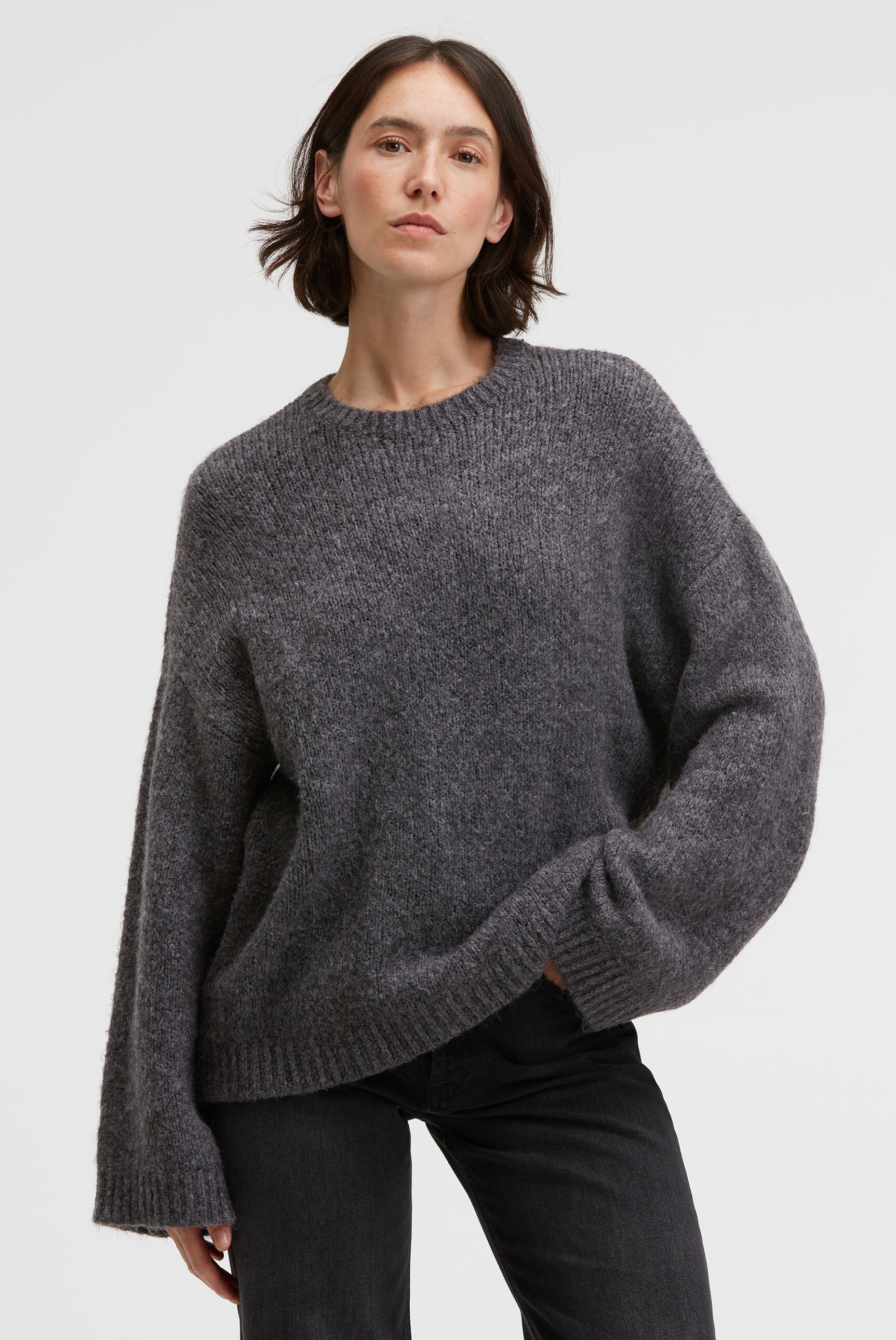 SENSES.THE LABEL Rundhalspullover mit weiten Ärmeln günstig online kaufen