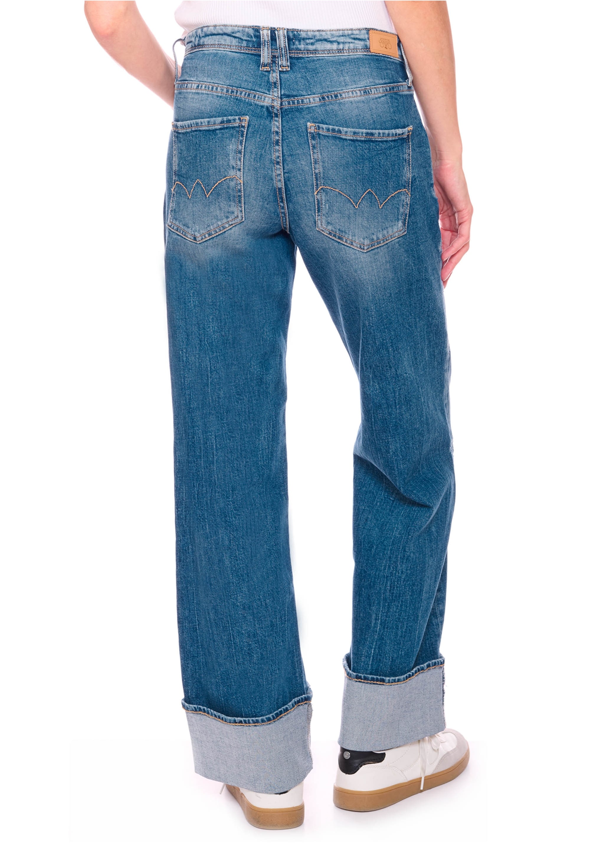 Le Temps Des Cerises Bequeme Jeans »400/28«, mit umgeschlagenem Beinsaum