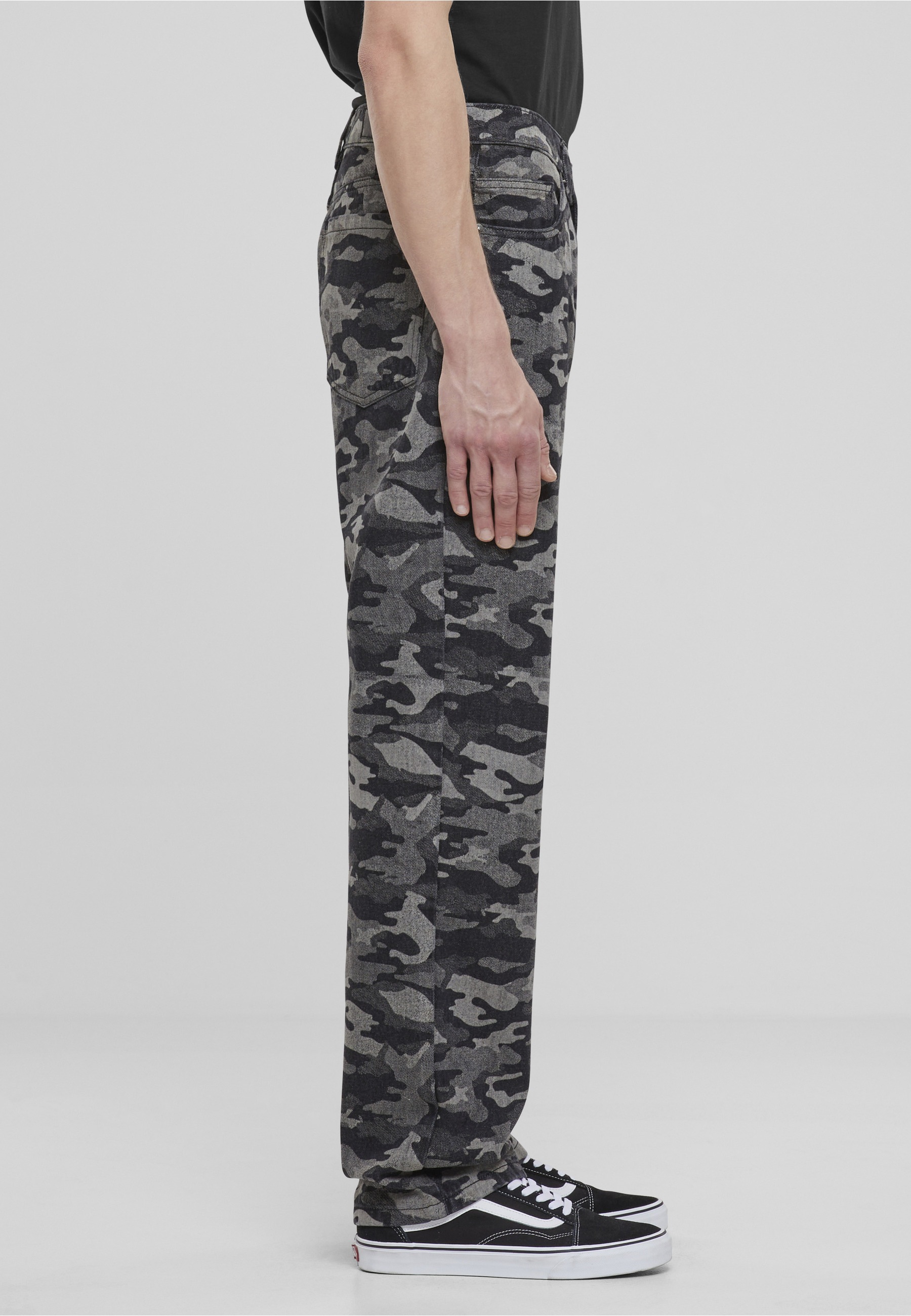 URBAN CLASSICS Cargohose »Urban Classics Laser Camo Printed Jeans«