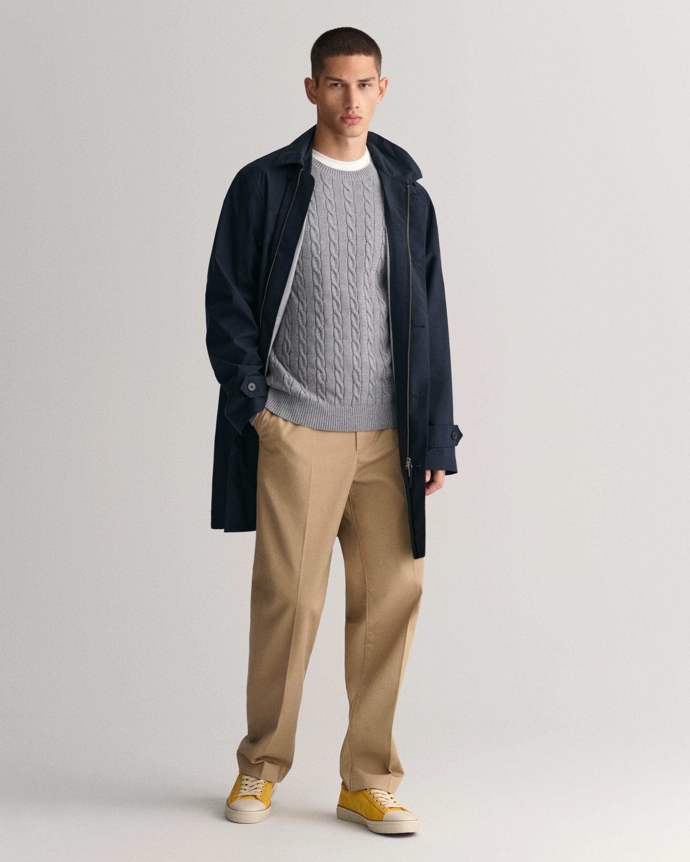 Gant Strickpullover »COTTON CABLE C-NECK«, mit Wappen-Logostickerei auf der Brust