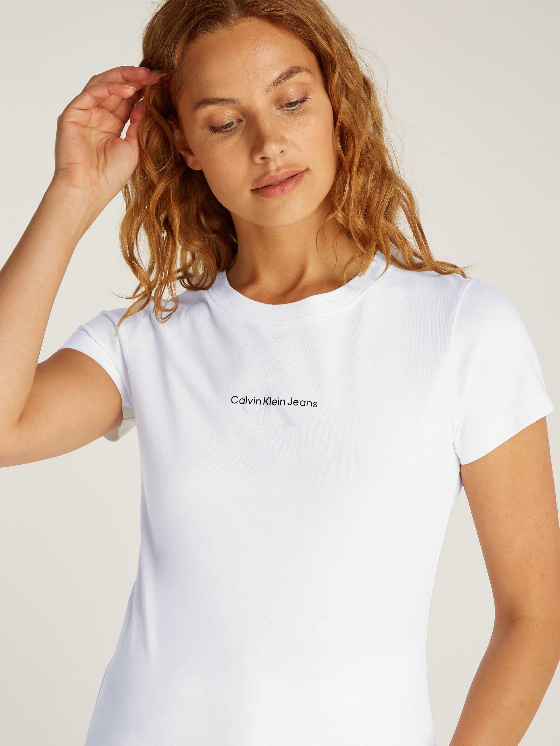 Calvin Klein Jeans T-Shirt "GRADIENT MONOLOGO SLIM TEE", mit Logodruck günstig online kaufen