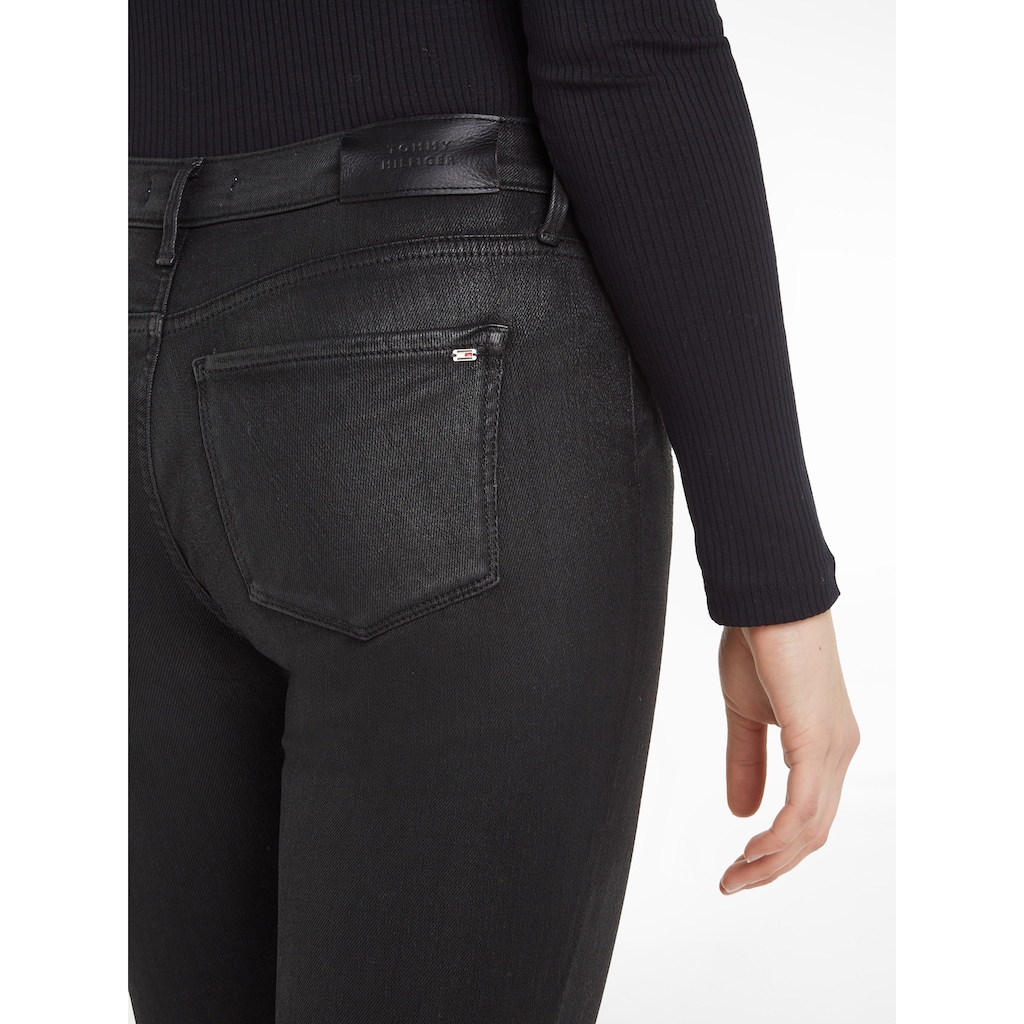 Tommy Hilfiger Röhrenjeans »TH FLEX COMO SKINNY RW«, mit Leder-Badge