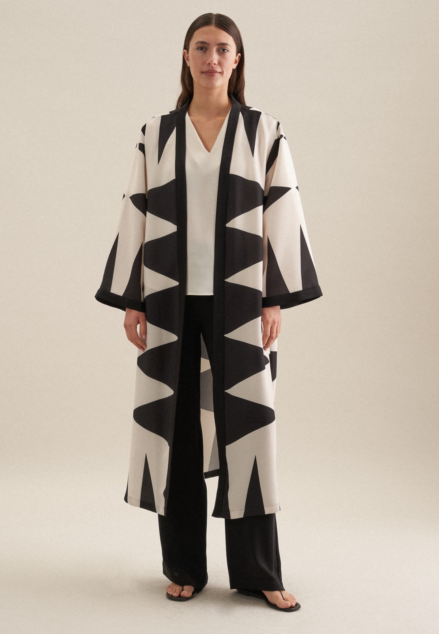 seidensticker Shirtbluse »Schwarze Rose« Kurzarm V-Neck Uni