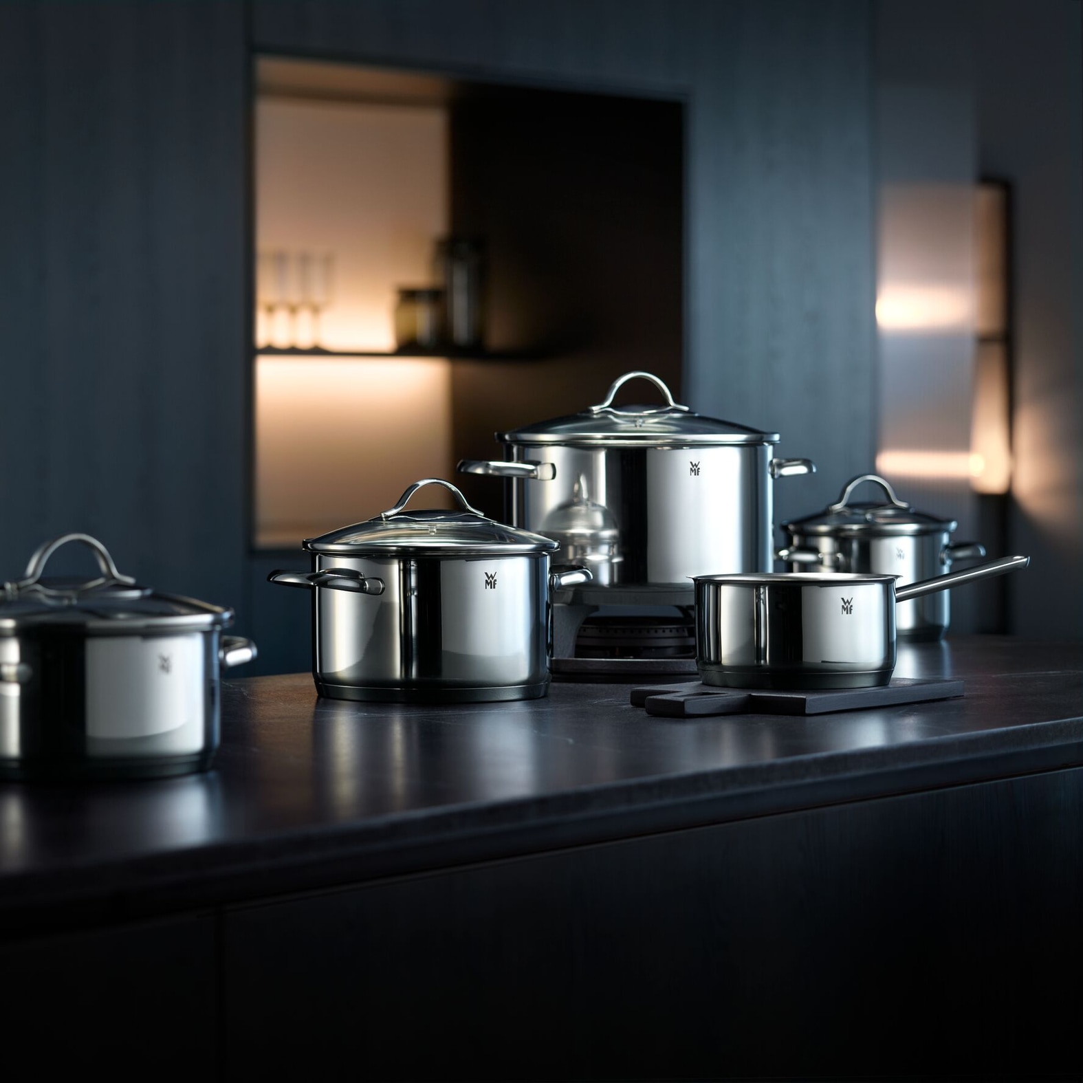 WMF Topf-Set »Provence Plus, Kochtopf Set mit Glasdeckel, spülmaschinengeeignet« Set, 3x Kochtopf Ø 16/20/24cm, 2x Bratentopf Ø 16/20cm, 1 Kasserolle Ø 16cm, 11 tlg. Cromargan® Edelstahl Rostfrei 18/10