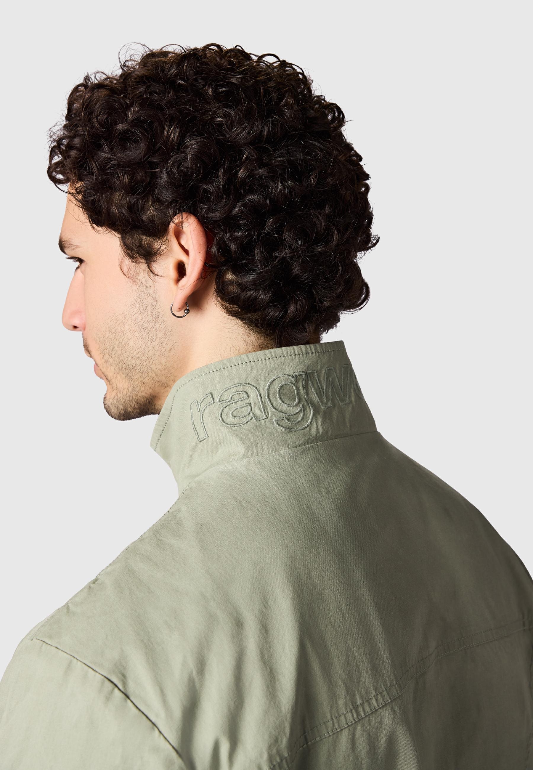 Ragwear Anorak »Murpho Vintage« ohne Kapuze Geradlinige Übergangsjacke mit Brusttaschen