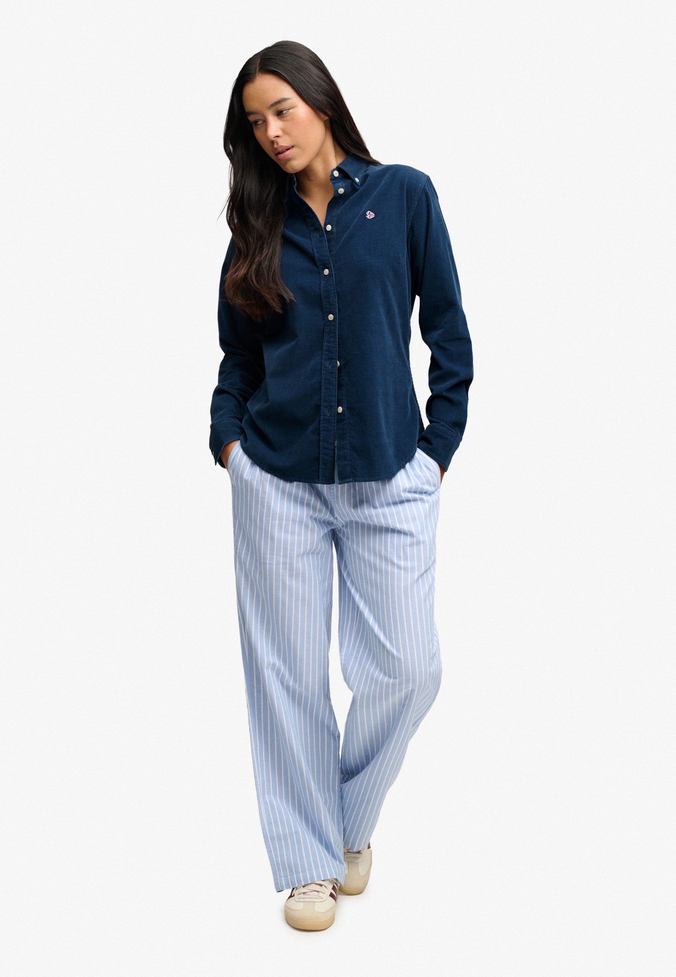 Superdry Hemdbluse »NEEDLE CORD BD L/S SHIRT« Baumwolle, slim fit, aus feinem Cord