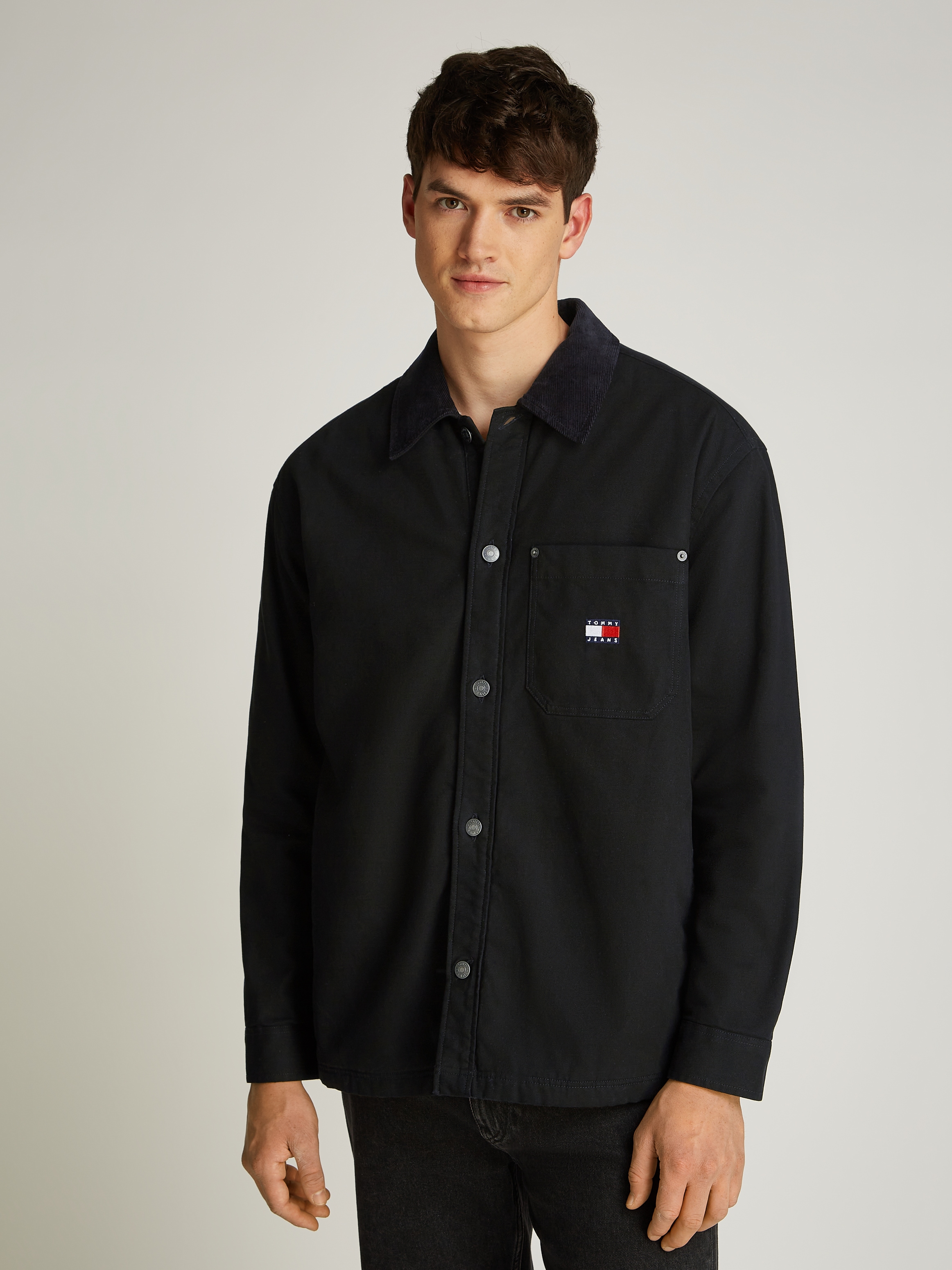 Tommy Jeans Hemdjacke "TJM CANVAS-CORD OVERSHIRT EXT", mit angerauter weich günstig online kaufen