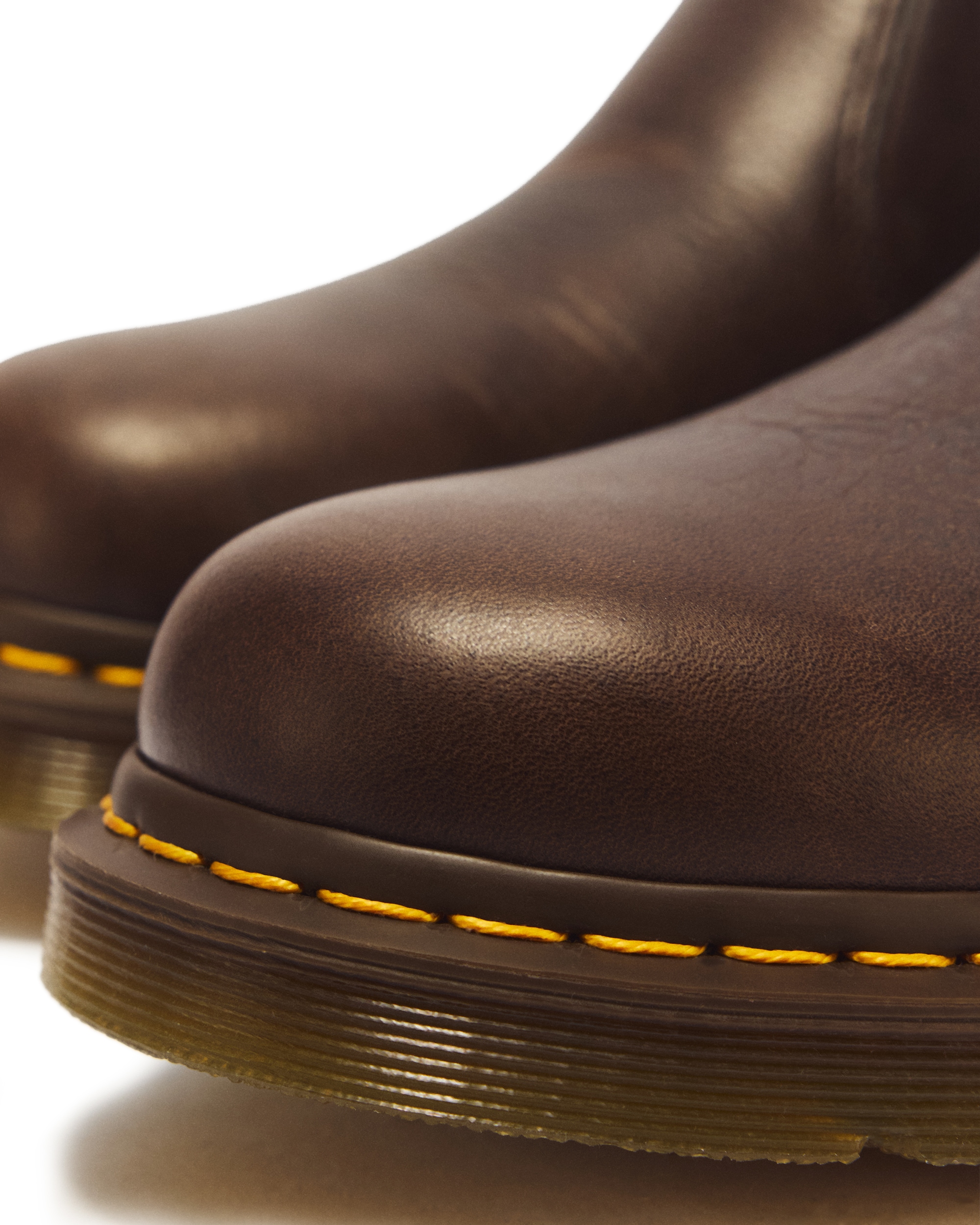 DR. MARTENS Chelseaboots »2976 Dark Brown Ambassador«  Stiefelette, Boots mit typischer Kontrastnaht