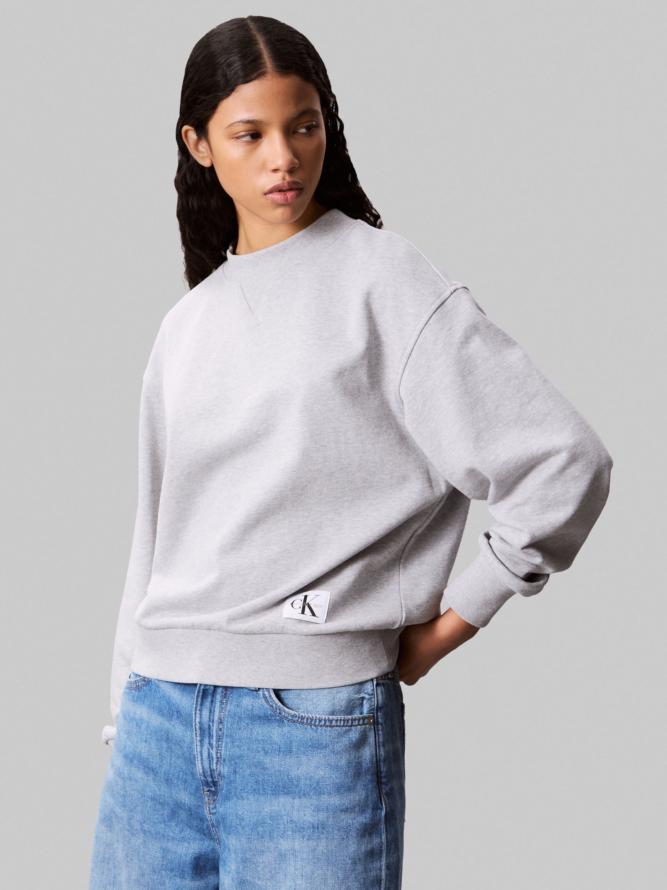 Calvin Klein Jeans Sweatshirt "A- LS BADGE LOGO TERRY CREW NK", Mit Rundhal günstig online kaufen