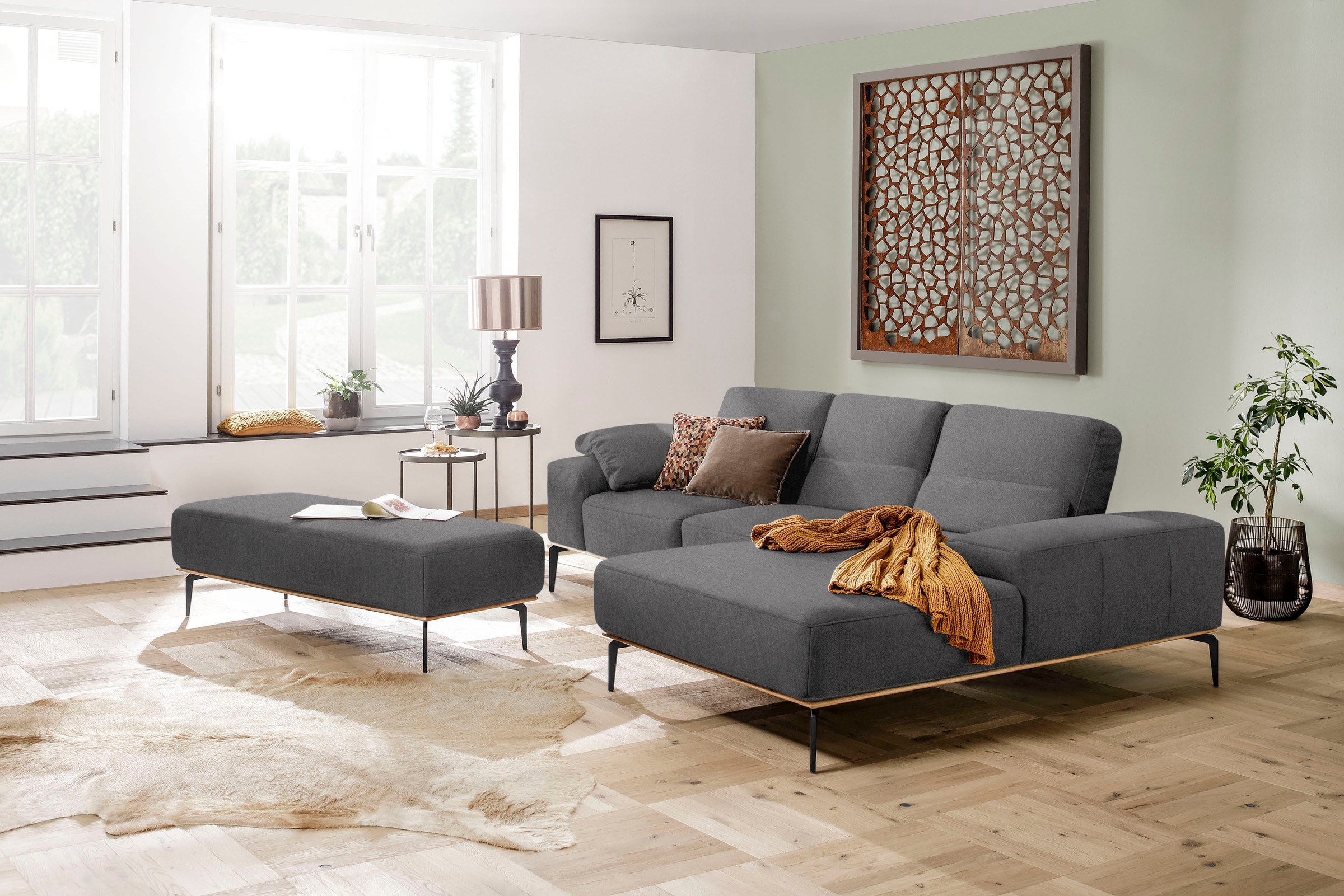 W.SCHILLIG Ecksofa »run, Designsofa mit tollem Sitzkomfort, bequem, L-Form«, mit Holzsockel, Füße in Schwarz pulverbeschichtet, Breite 279 cm