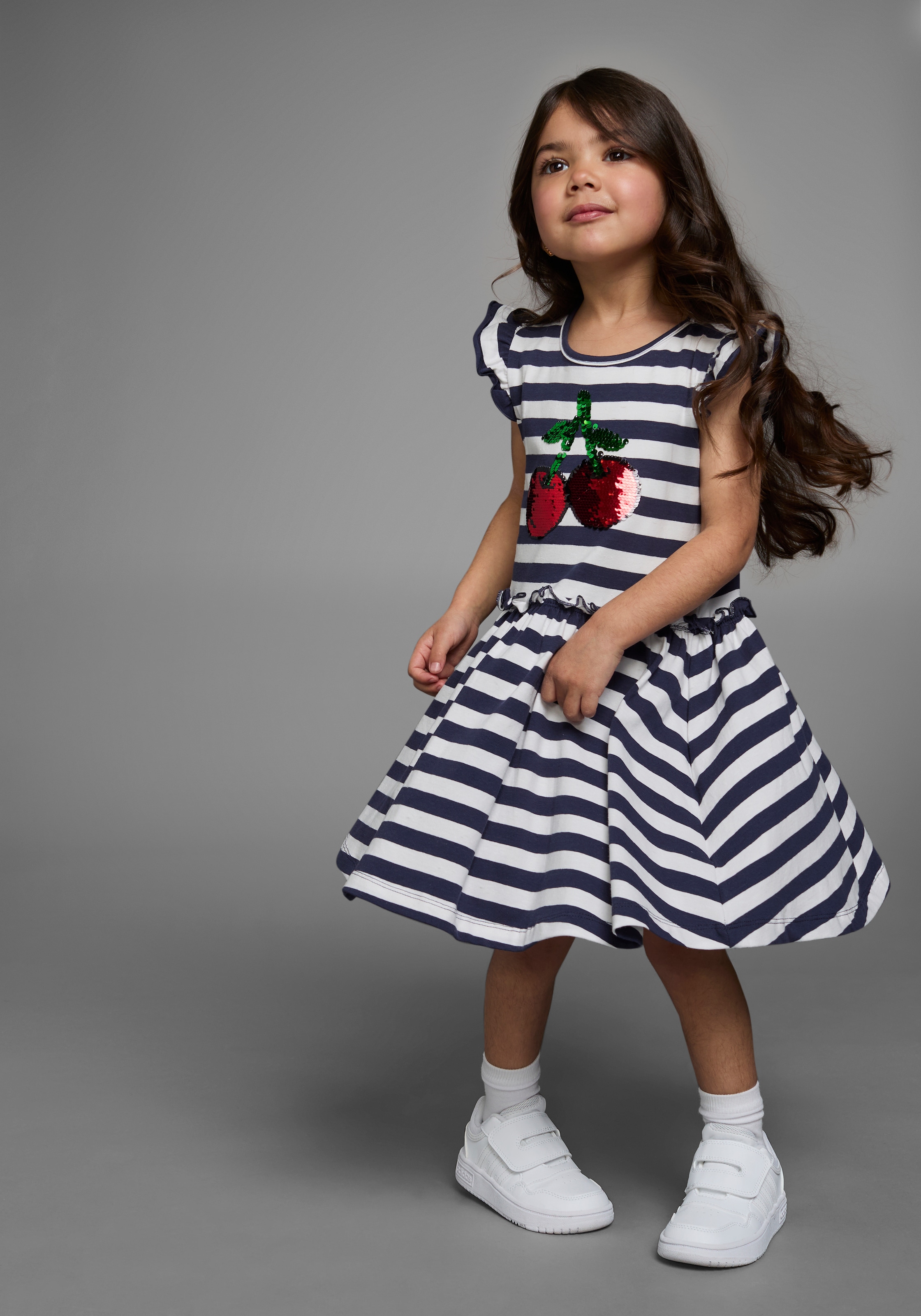 KIDSWORLD Jerseykleid »für kleine Mädchen«, festlich, kniefrei, verspielt, aus Baumwollmischung