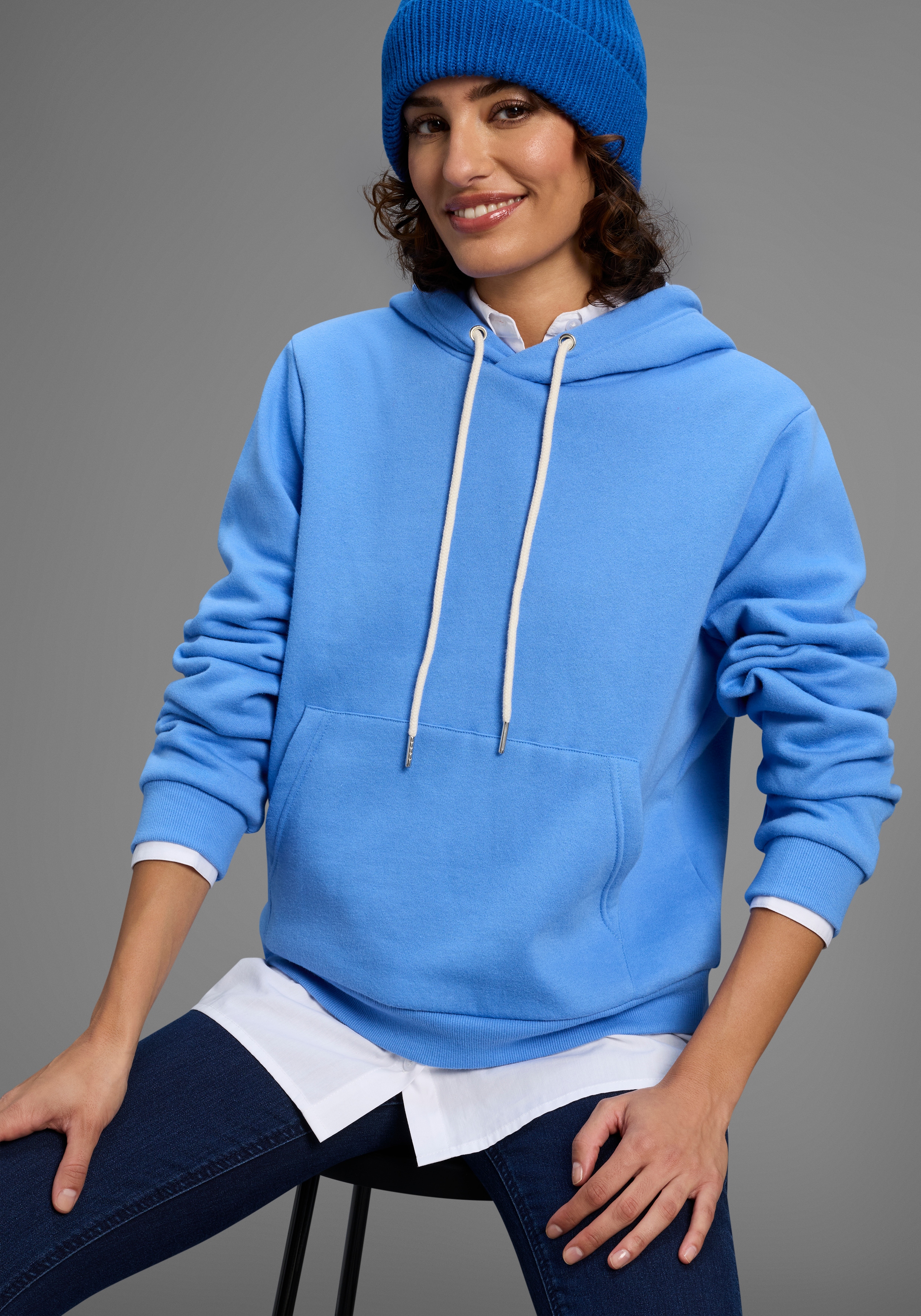 DELMAO Kapuzensweatshirt, unifarben, mit Kordelzug, hüftlange Basic-Passform