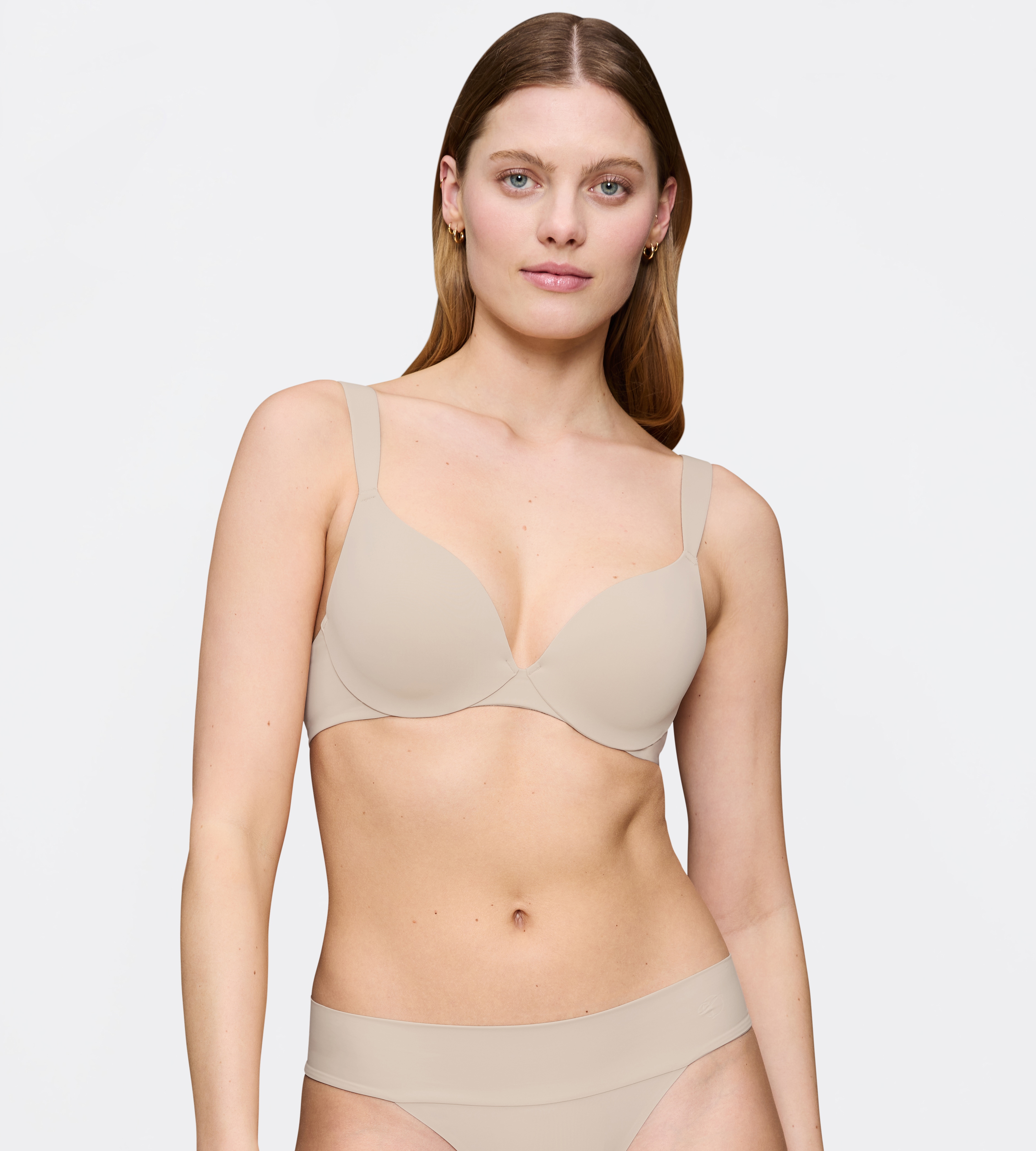 Triumph Bügel-BH "Body Make-Up Illusion" mit tiefem Dekolleté, gepolsterte Cups, Komfort-Bügel, Microfaser