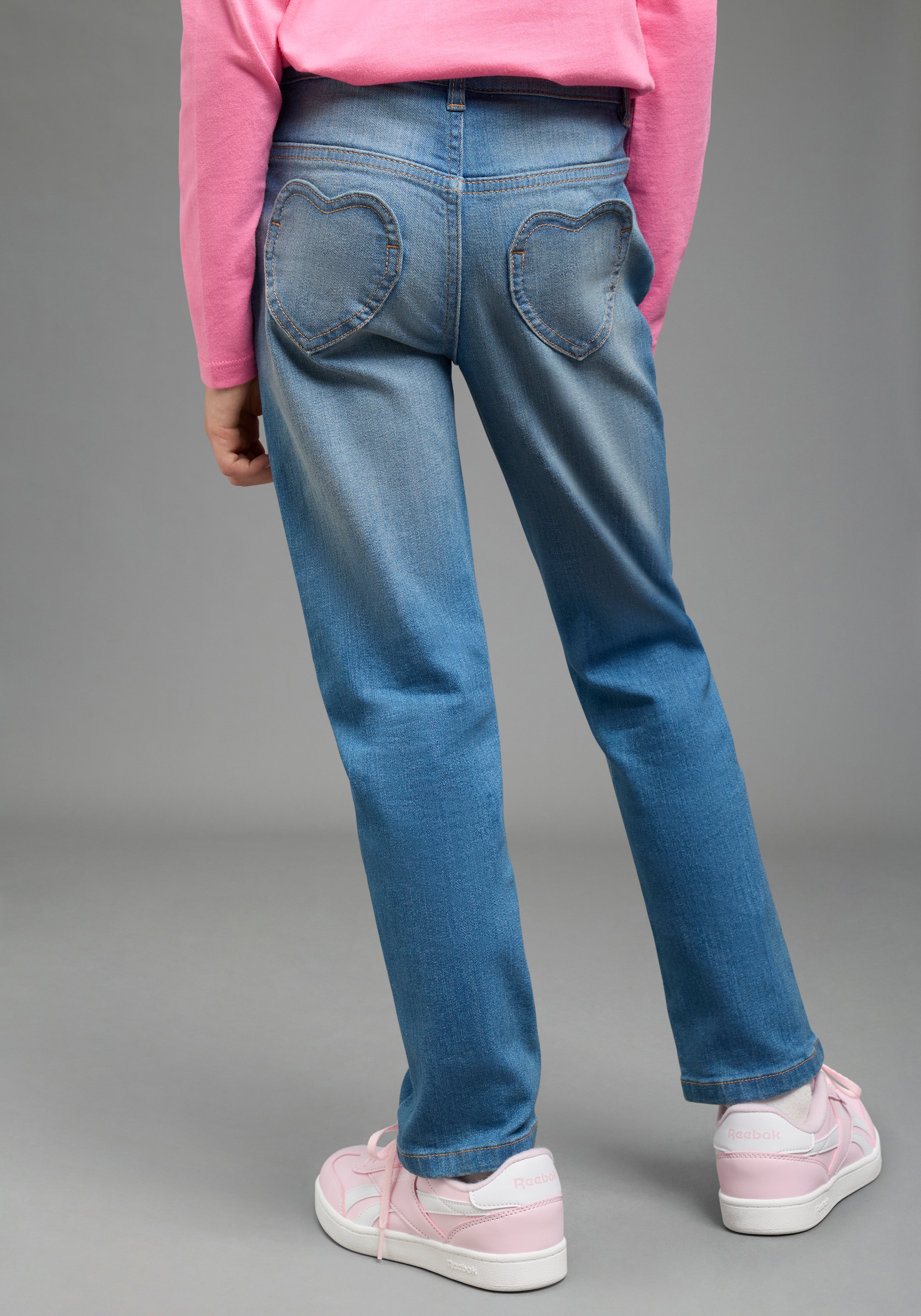 Scout Schlupfjeans »Stretchjeans mit Herztaschen  - NEU von SCOUT« gerader Beinverlauf, normale Leibhöhe, mit Gummizug