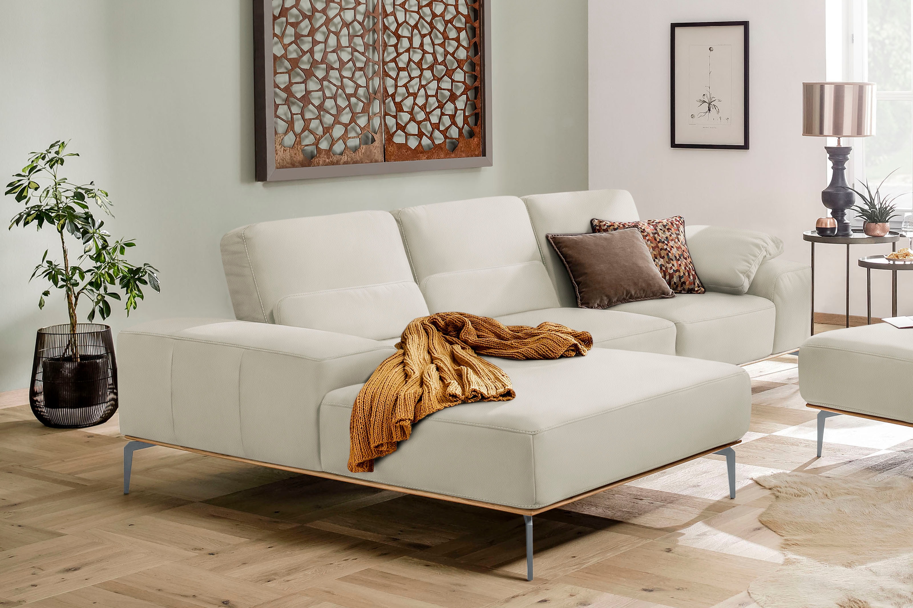 W.SCHILLIG Ecksofa "run, Designsofa mit tollem Sitzkomfort, bequem, Breite 299cm, L-Form" mit elegantem Holzsockel, Füße in Silber matt, Breite 299 cm