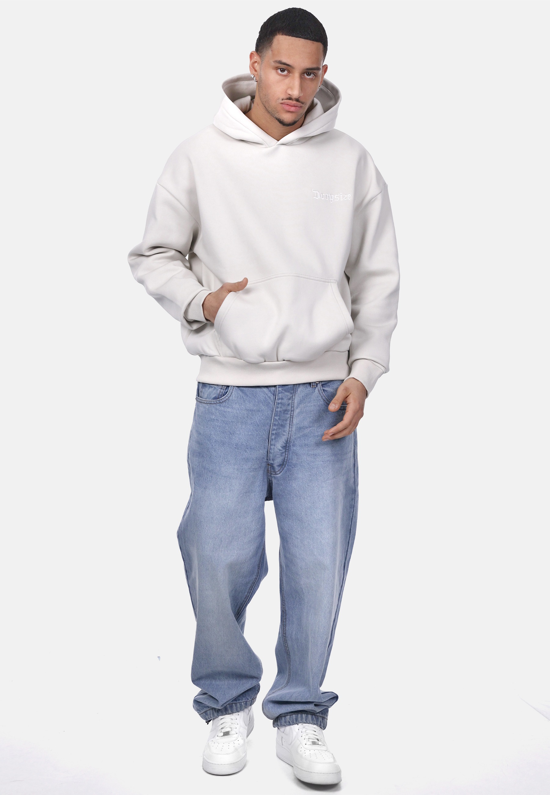 Dropsize Kapuzensweatshirt »Dropsize HEAVY OVERSIZE EMBO HOODIE«, 1 Stk.
