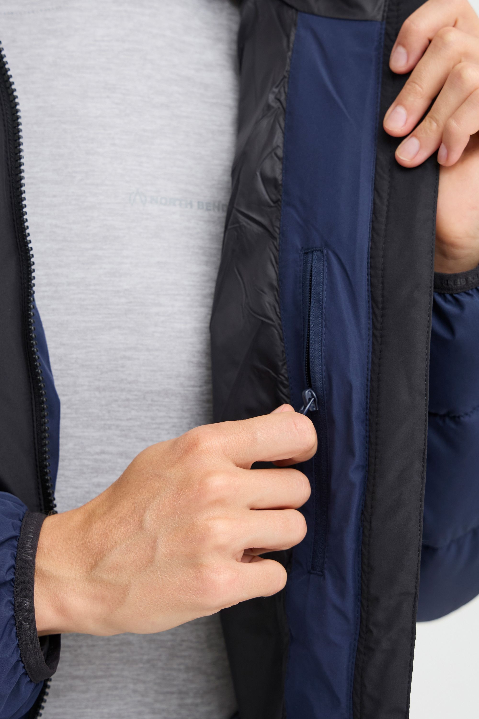North Bend Steppjacke »Steppjacke NBSarena W«, mit Kapuze