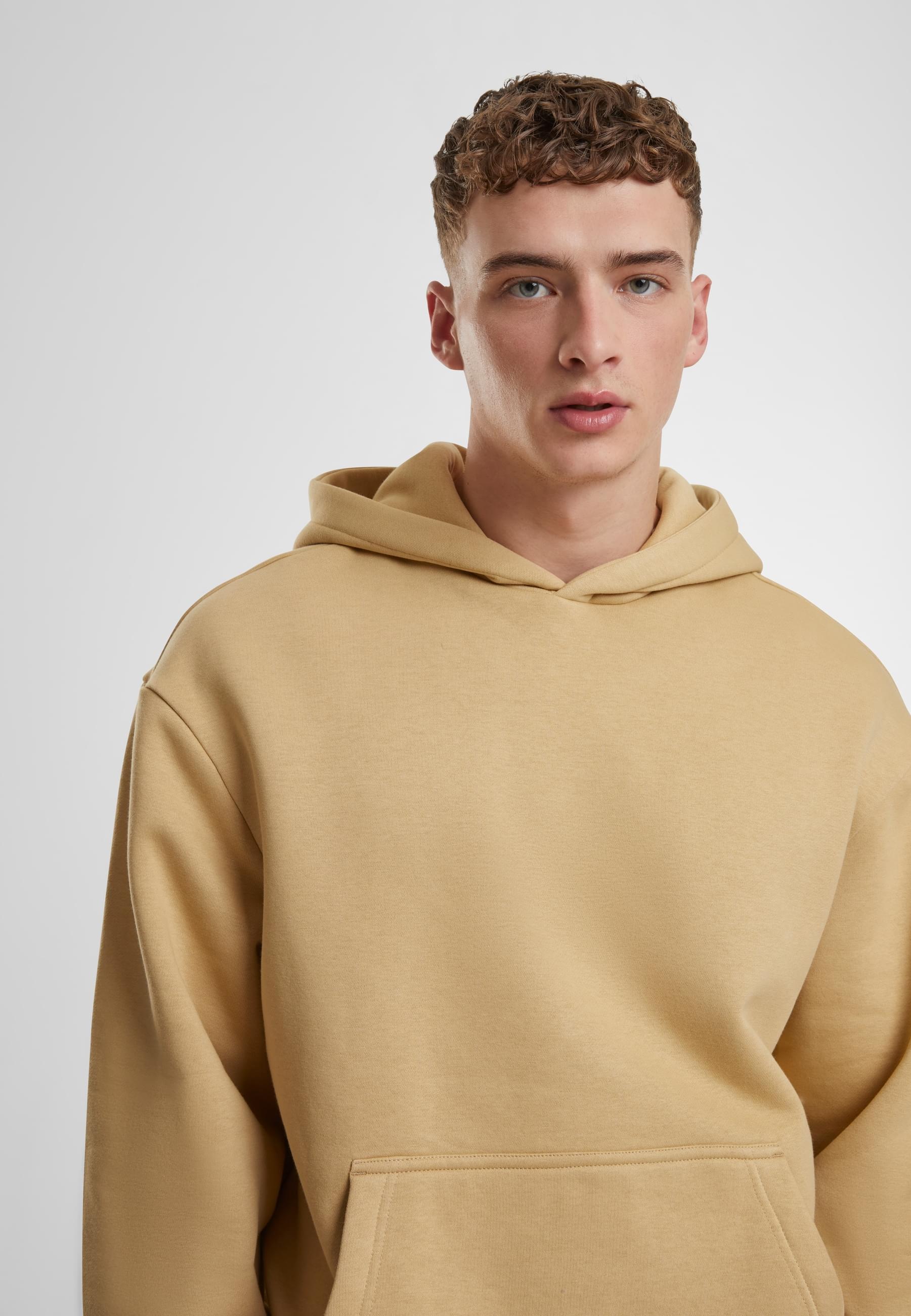 URBAN CLASSICS Kapuzensweatshirt »Urban Classics Fluffy Hoody«, (1 tlg.)