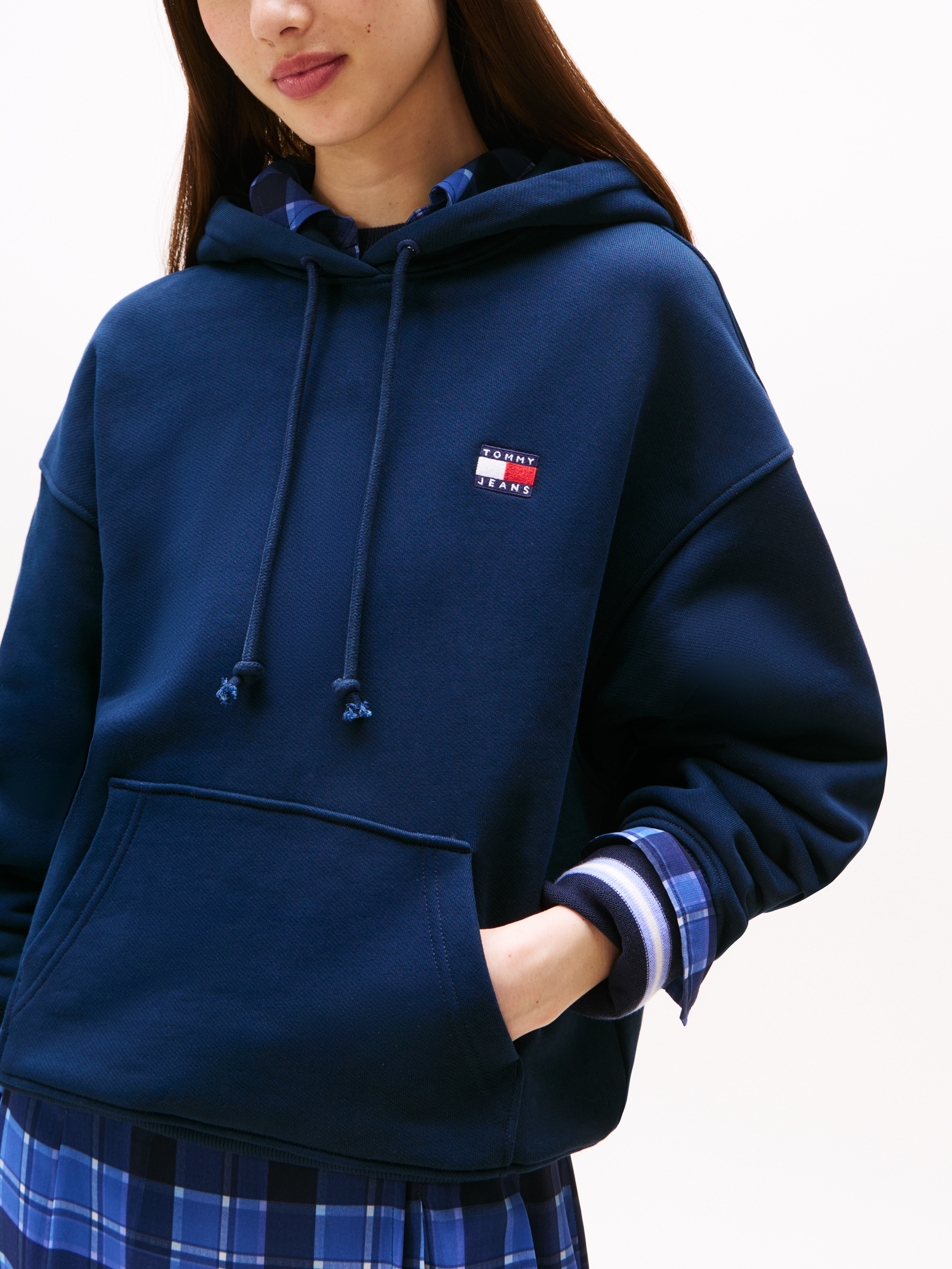 Tommy Jeans Hoodie »TJW BXY BADGE HOODIE EXT«, mit Logo-Badge
