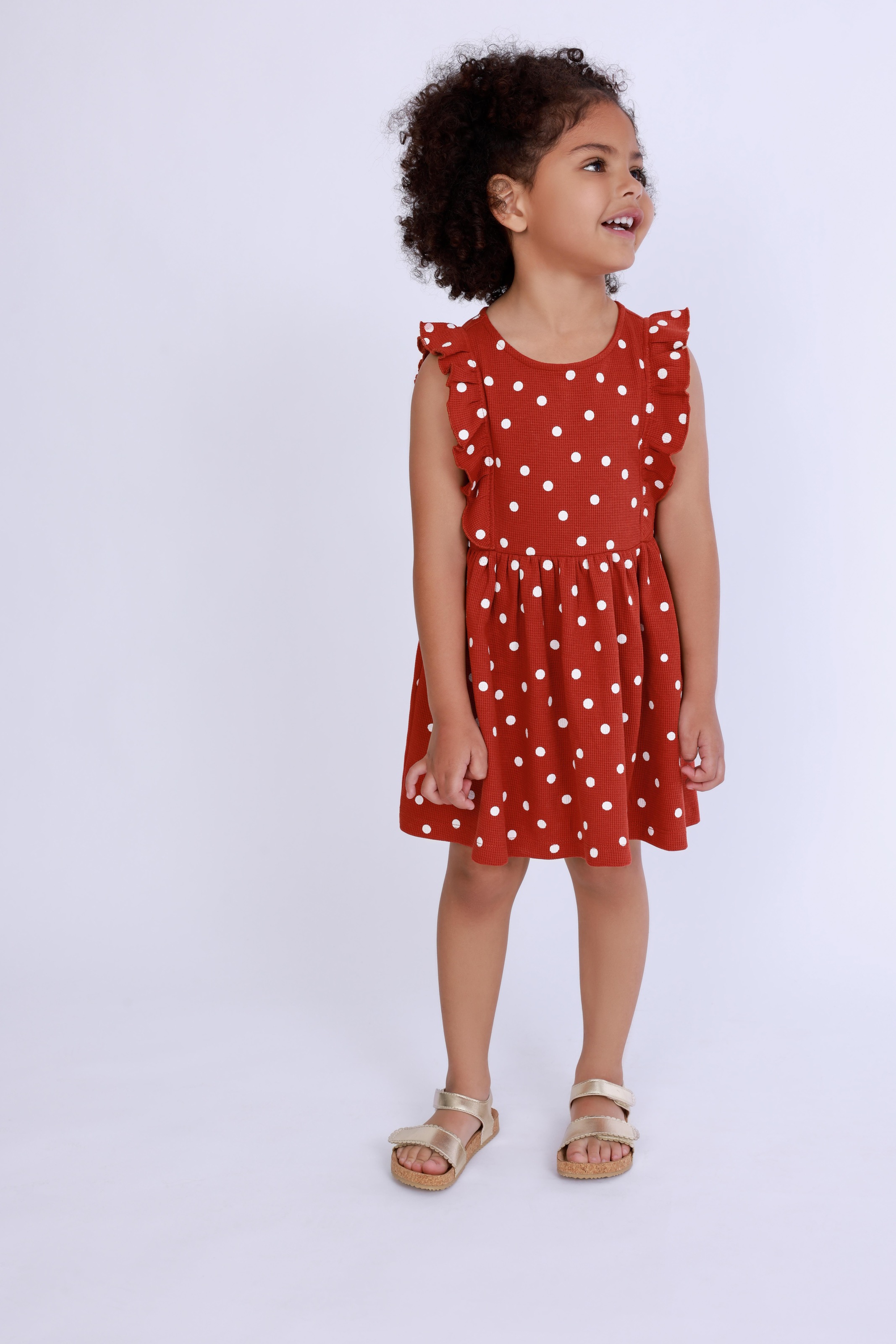 BLUE SEVEN Mädchen Sommerkleidrot, Gr. 134, gepunktet, Jersey, Obermaterial: 100% Baumwolle, Kleider, mit tollen Volants und mit kleiner Knopfleiste