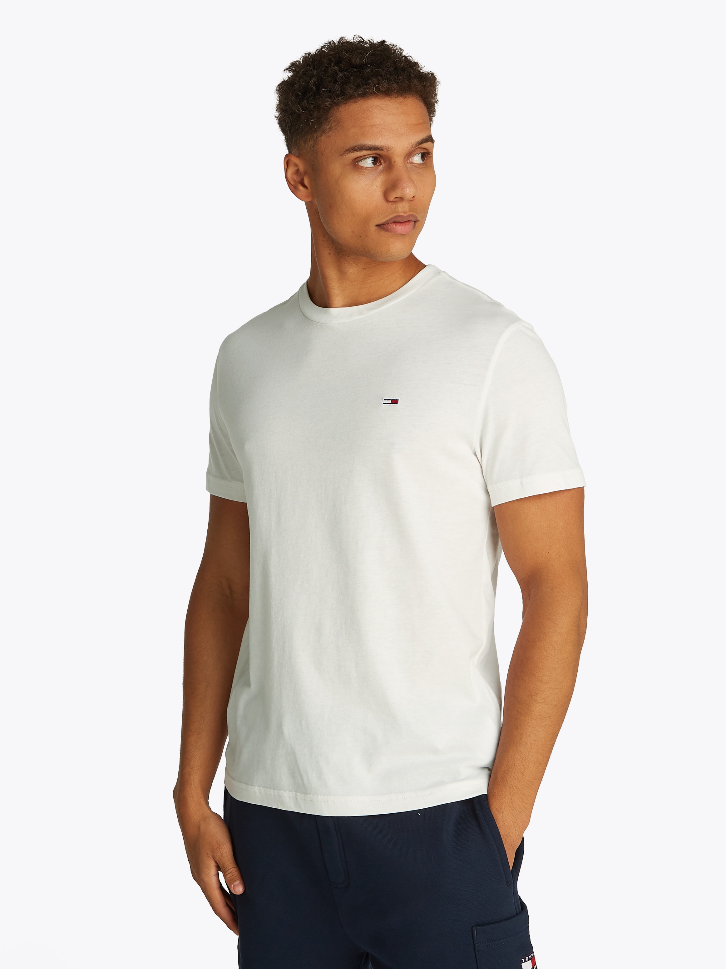 Tommy Jeans Rundhalsshirt »TJM XSLIM 2PACK JERSEY TEE EXT«, (Packung, 2er-Pack), Logostickerei, 2Pack