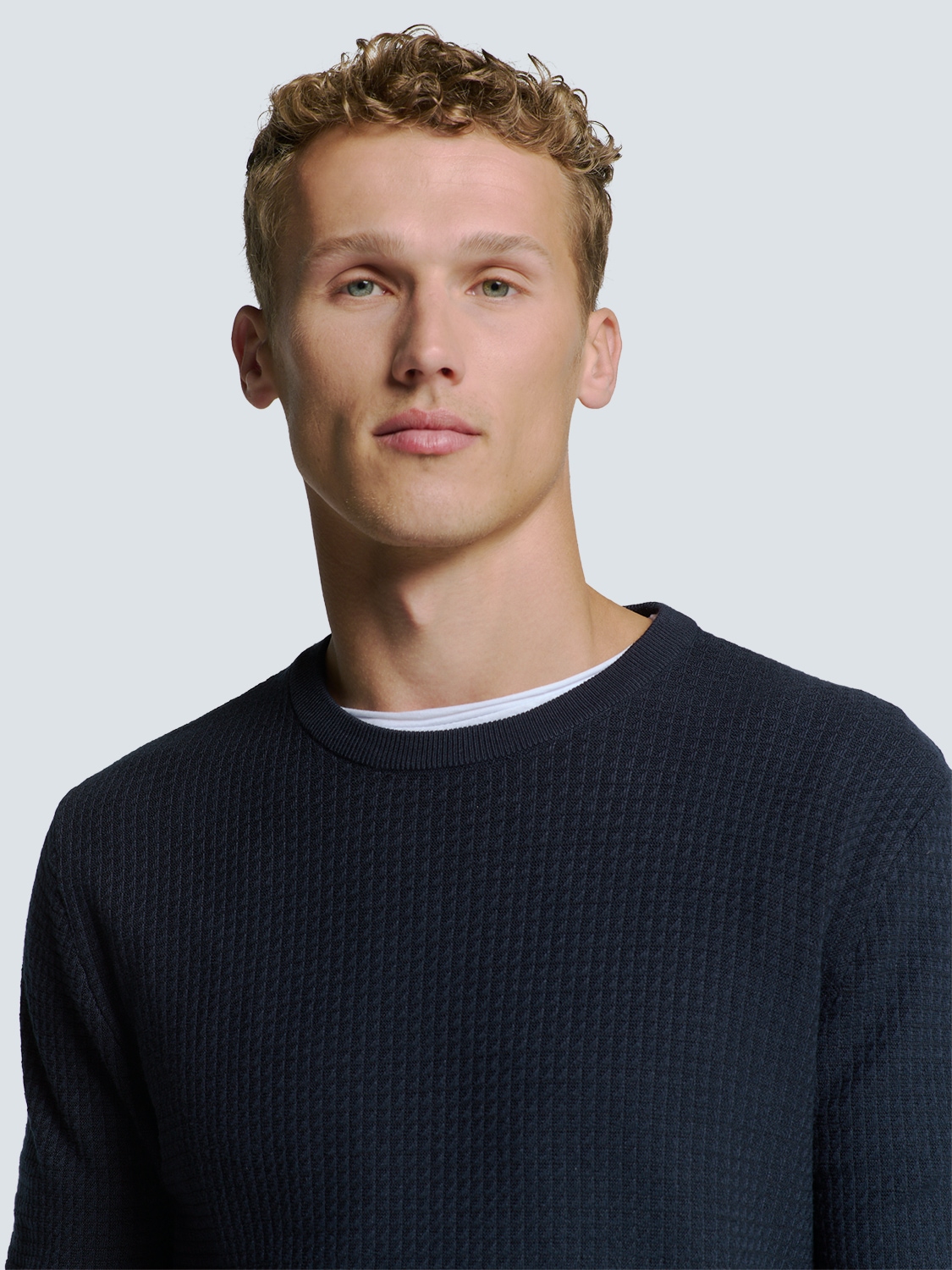 NO EXCESS Rundhalspullover »No Excess Zweifarbiger Rundhals-Pullover«