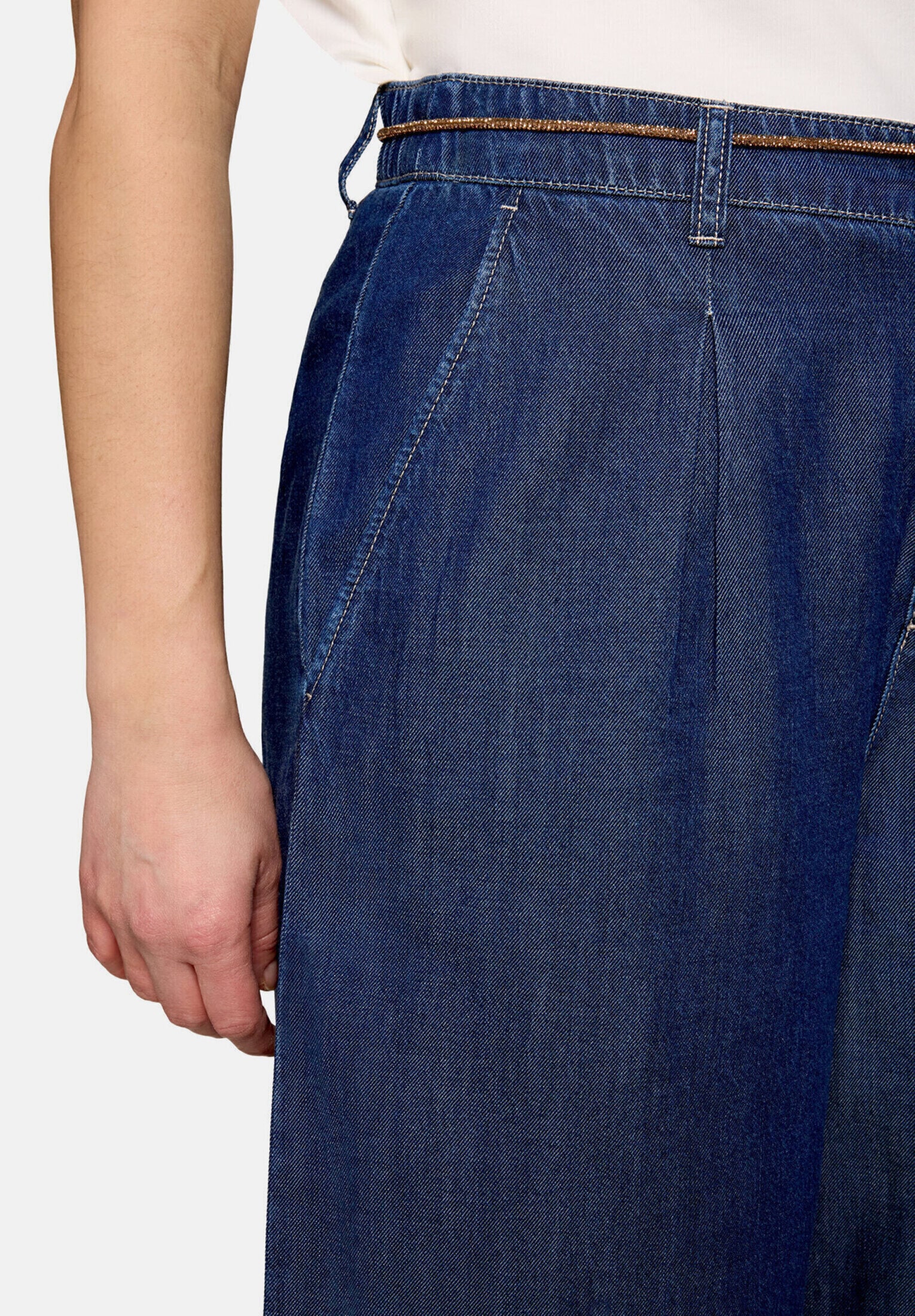 Cartoon Bermudas »Damen mit Bindegürtel«