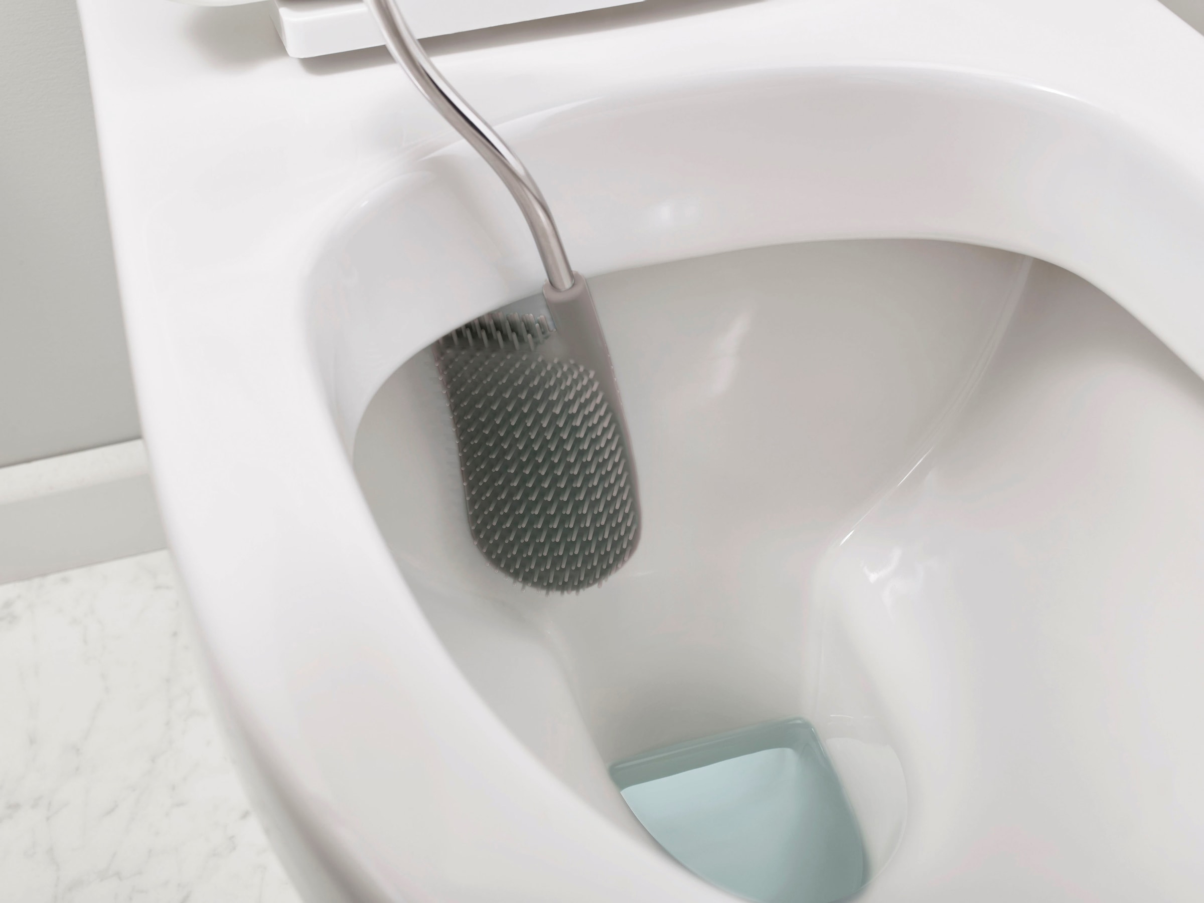 Joseph Joseph WC-Reinigungsbürste »Flex™«, Set, 2 St., aus Kunststoff-Edelstahl, mit Ständer, Tropfschutz & Antiverstopfungsdesign