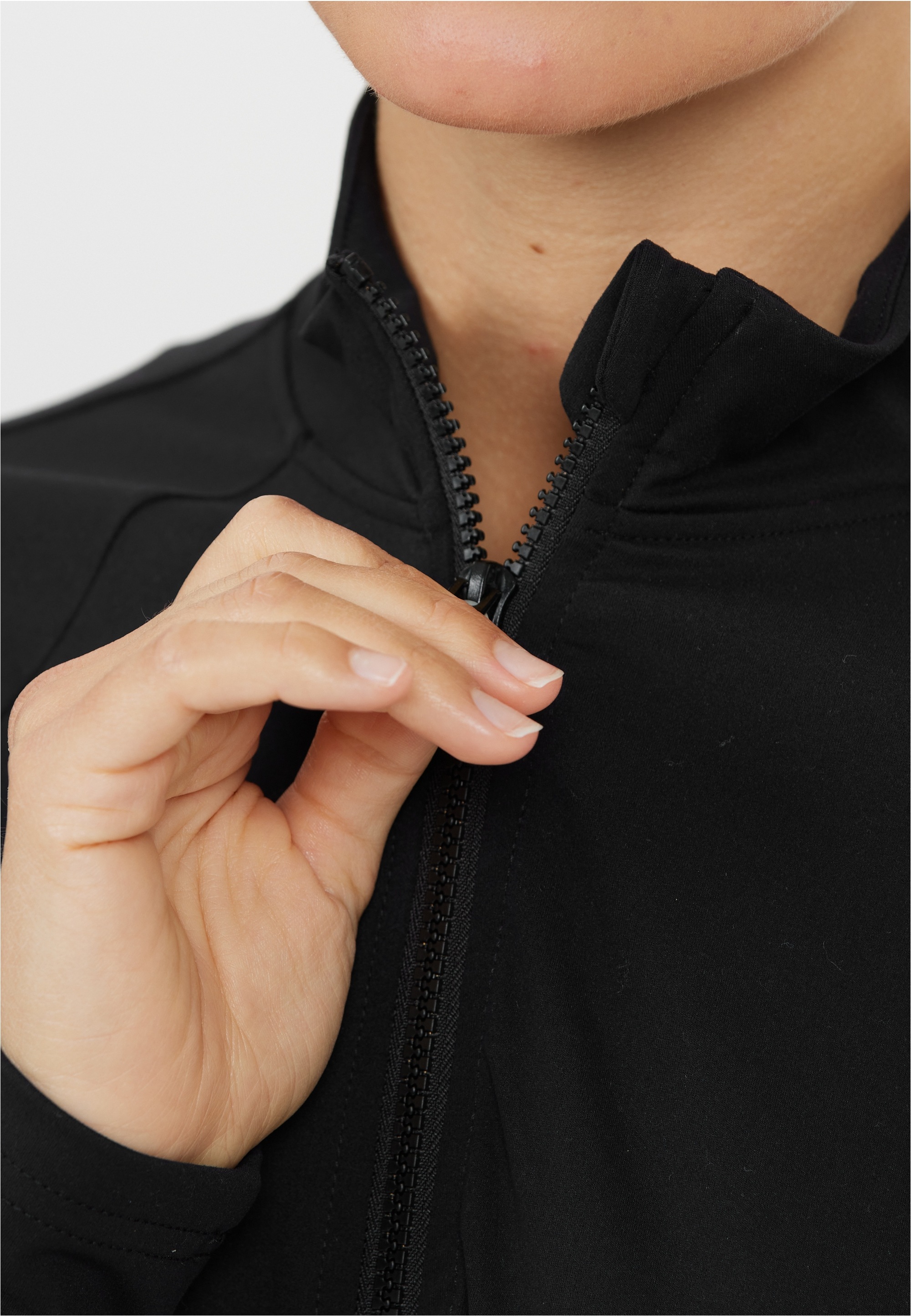 ENDURANCE Laufjacke »Katie«, in schnell trocknender Qualität