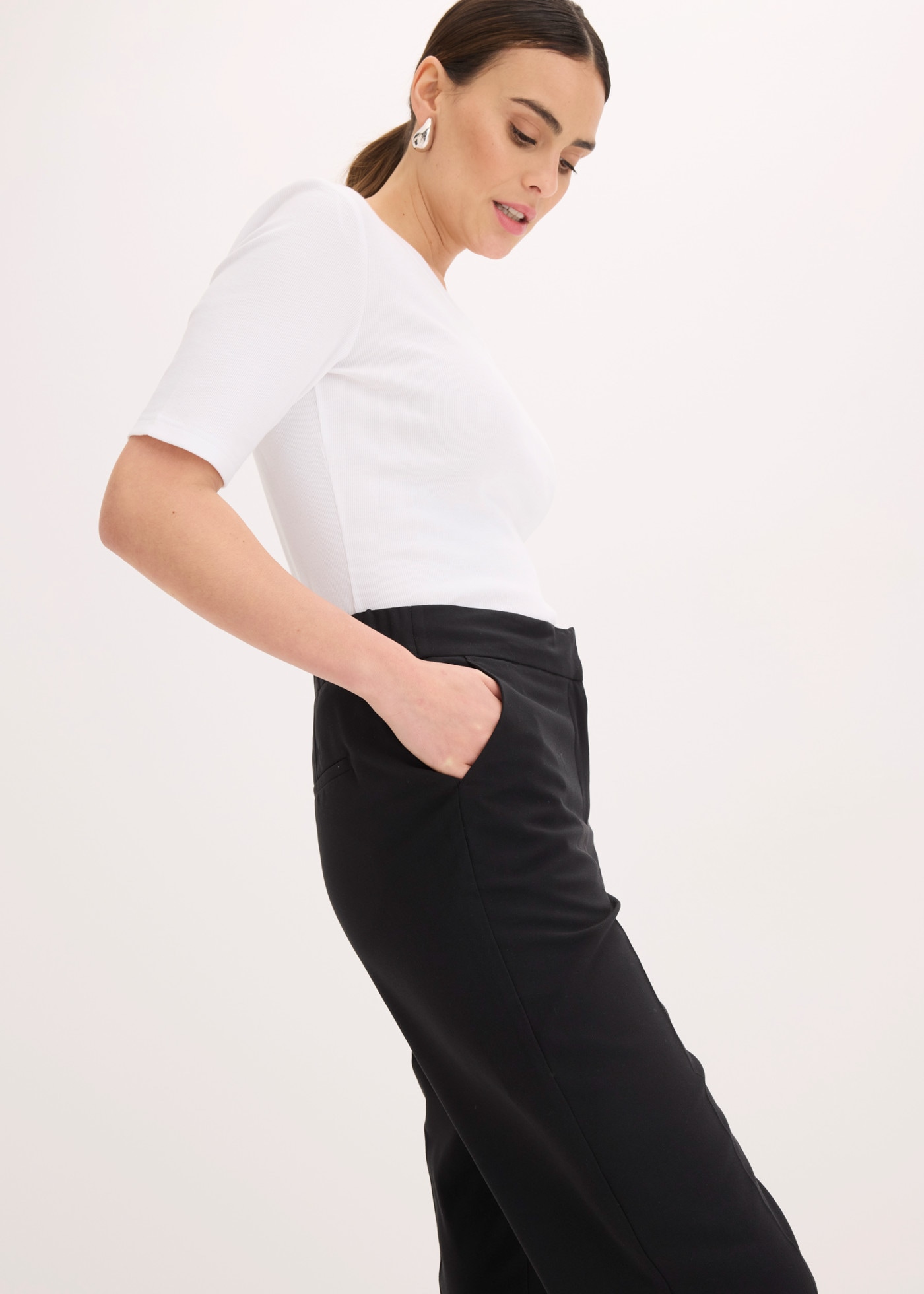 bonprix 3/4-Hose  Regular Fit, mit Schlitz, aus Polyester, Viskose und Elasthan