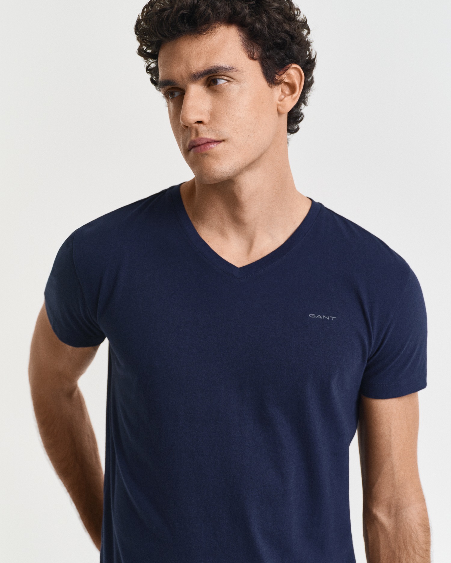 Gant Kurzarmshirt »V-NECK T-SHIRT 2-PACK«, Mit V-Ausschnitt