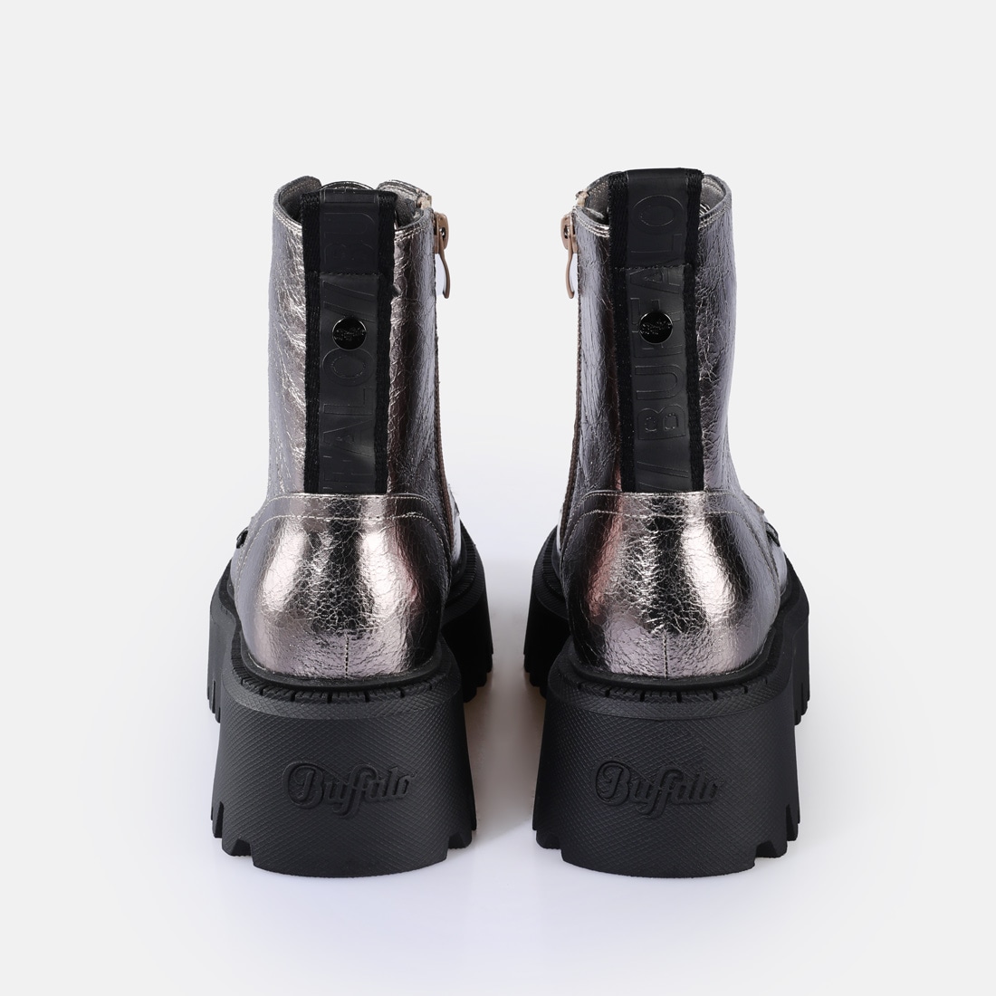 Buffalo Plateaustiefelette »Aspen Lace Up mid«  Schnürboots, Plateauboots, Profilsohle, in aktueller Metallic-Optik