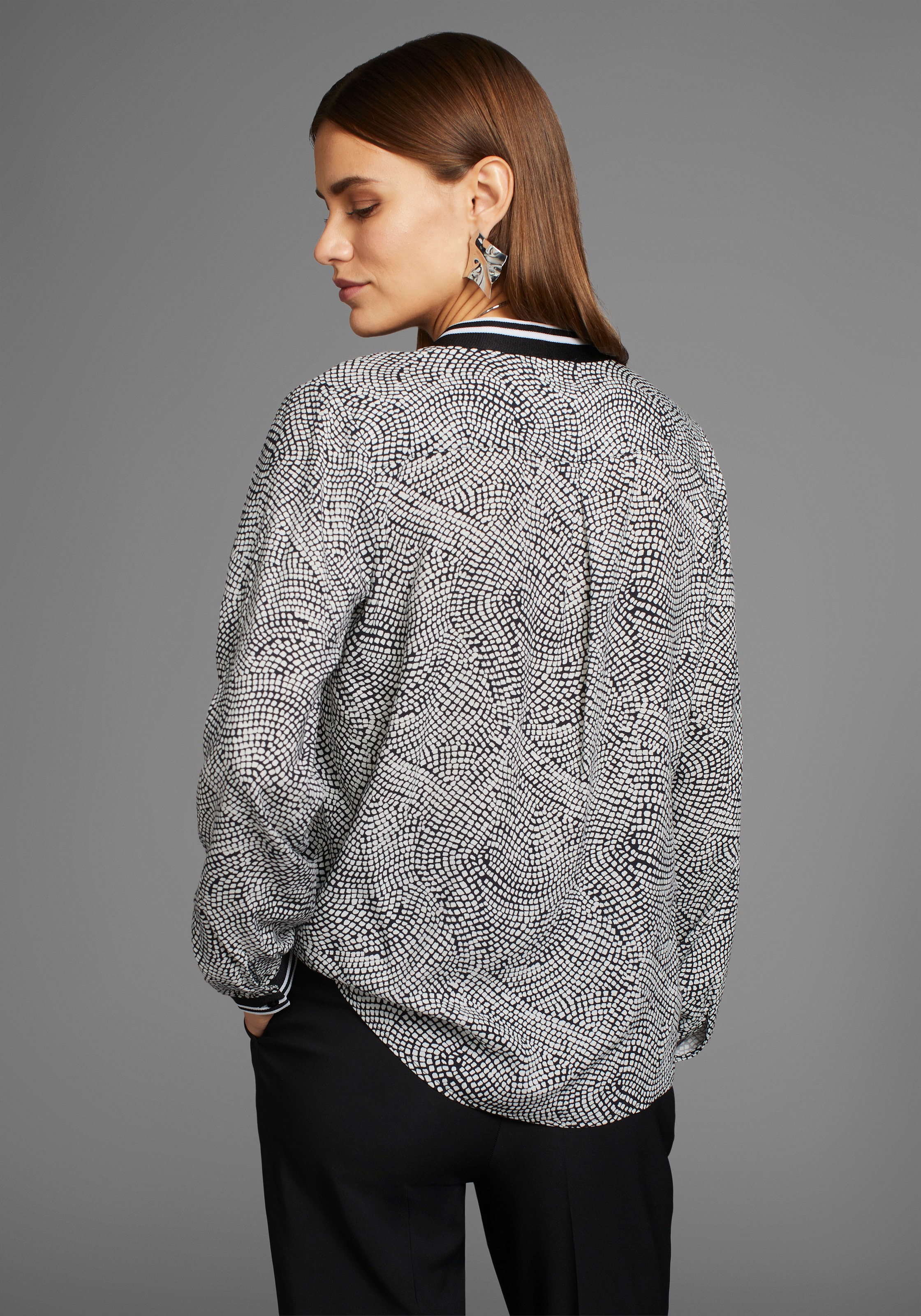 HECHTER PARIS Druckbluse, mit Kontrastkragen günstig online kaufen