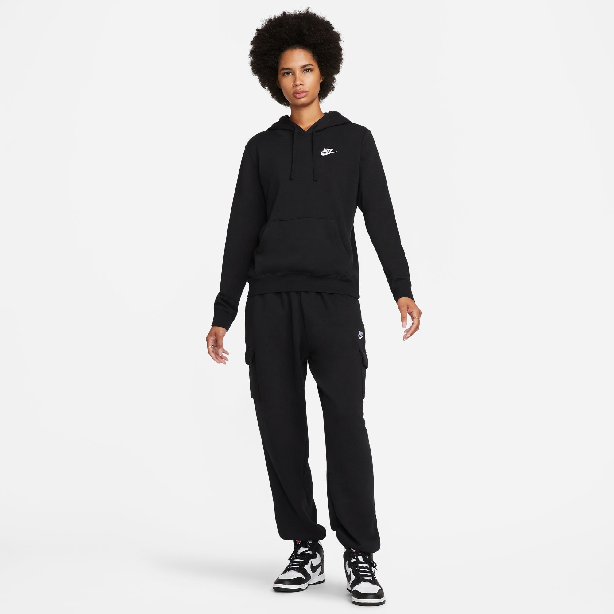 Nike Sportswear Kapuzensweatshirt »CLUB FLEECE WOMENS PULLOVER HOODIE« Damen Kapuzenpullover aus weichem Fleece Material
