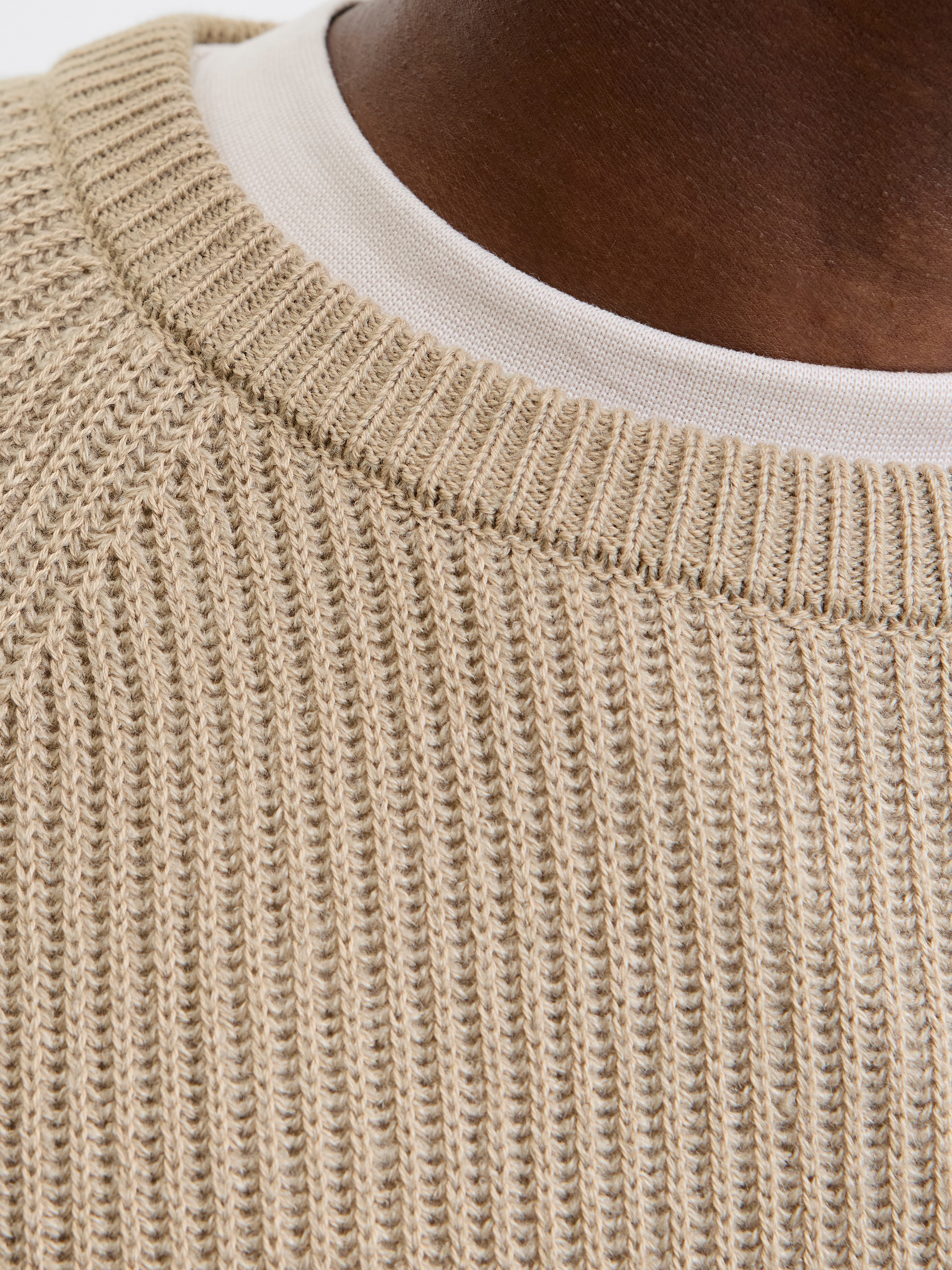 Thumbnail - Jack & Jones Rundhalspullover "JJPANNEL KNIT CREW NECK AW25"