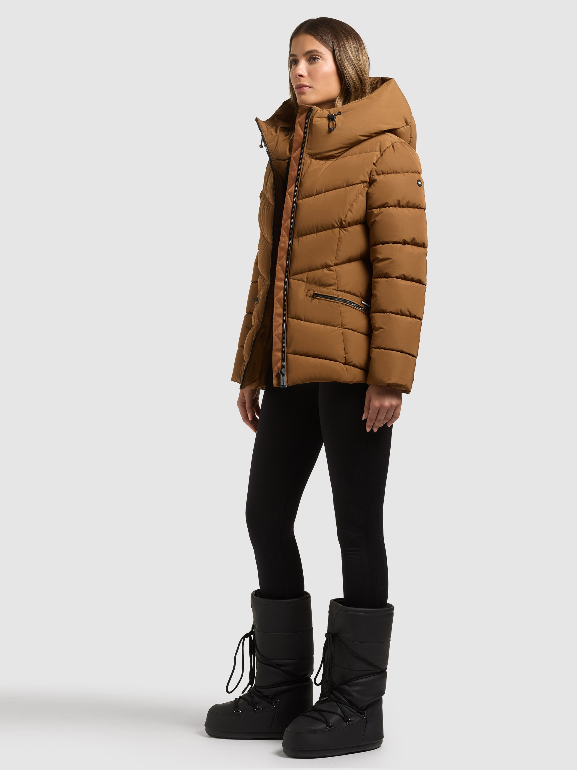 khujo Steppjacke »HERSCH2 - 2IN1 (EINSATZ HERAUSNEHMBAR)« mit Kapuze