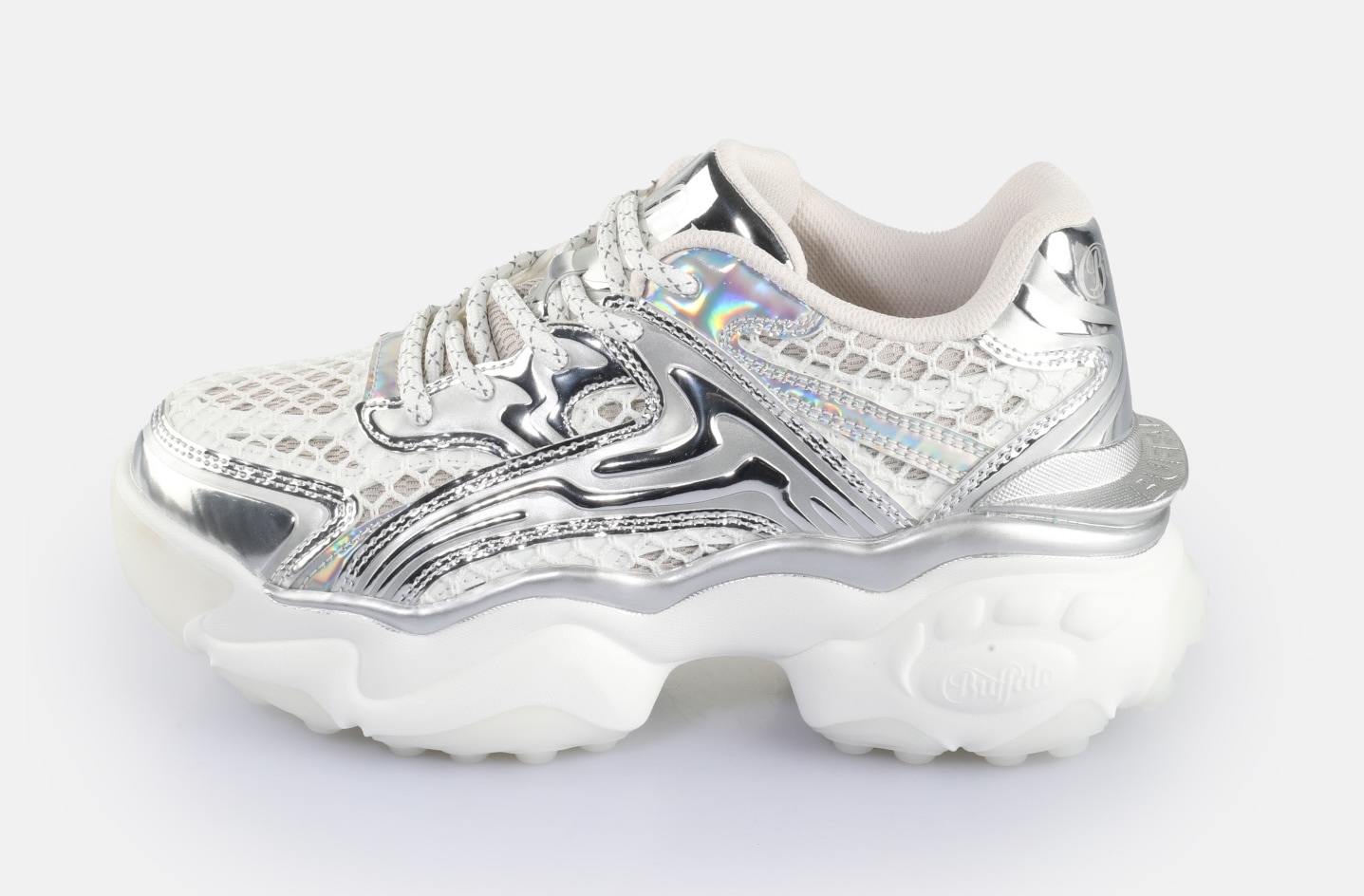 Buffalo Plateausneaker »SCORE TEC«, Ugly Sneaker, Schnürschuh, Freizeitsneaker in cooler Metallic-Optik